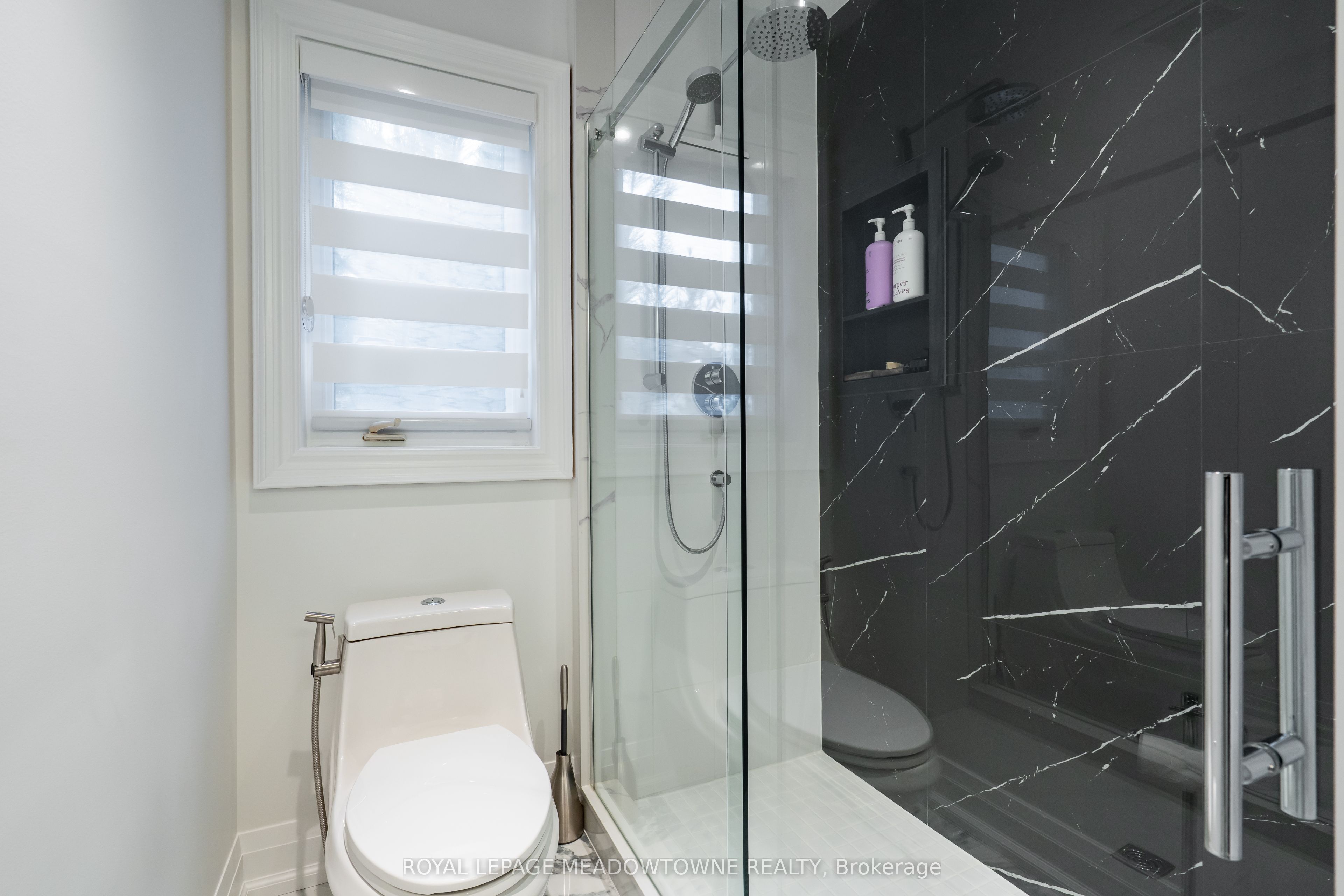 26 Emperor Drive Property Photo 18