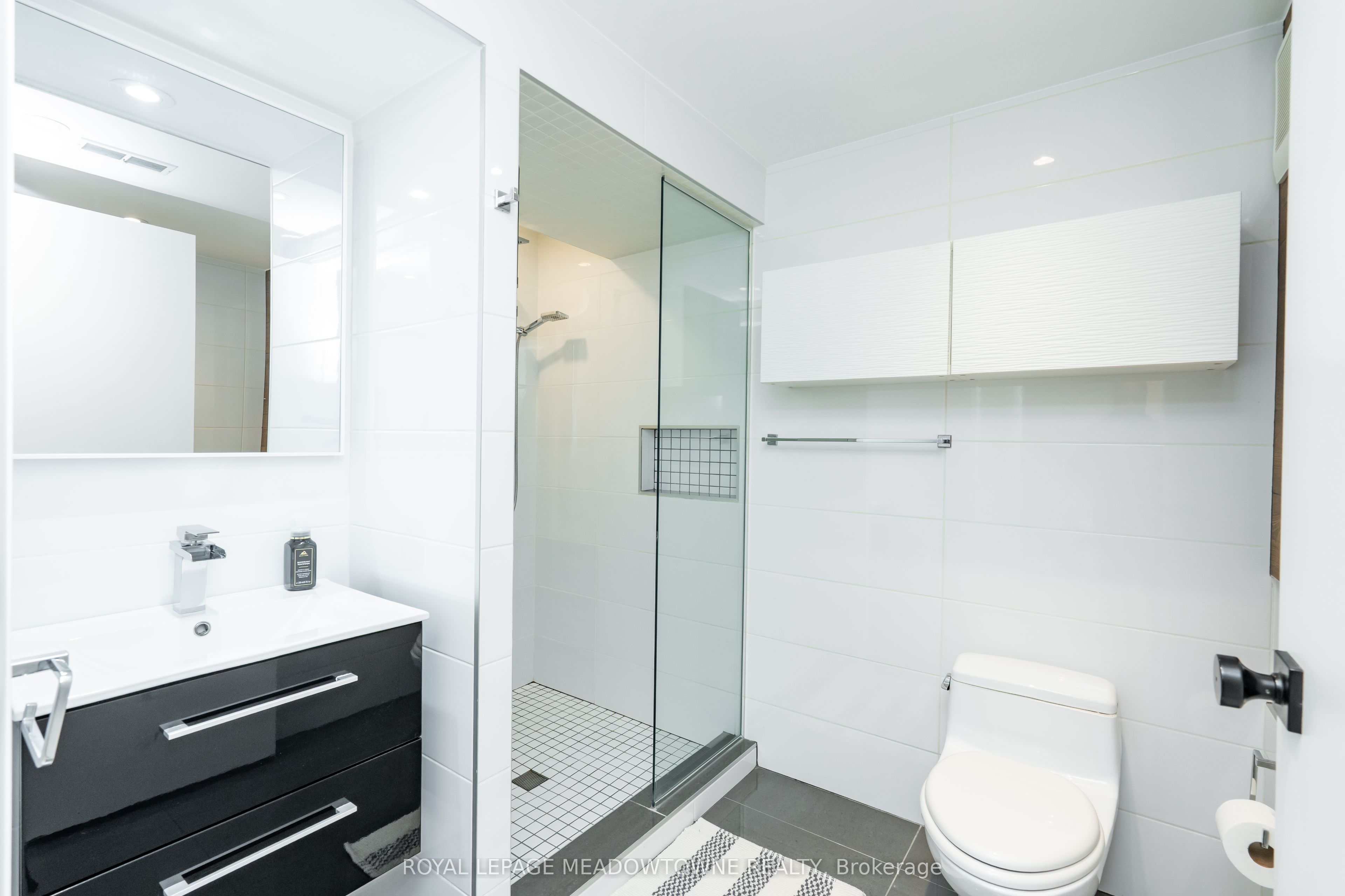 26 Emperor Drive Property Photo 31
