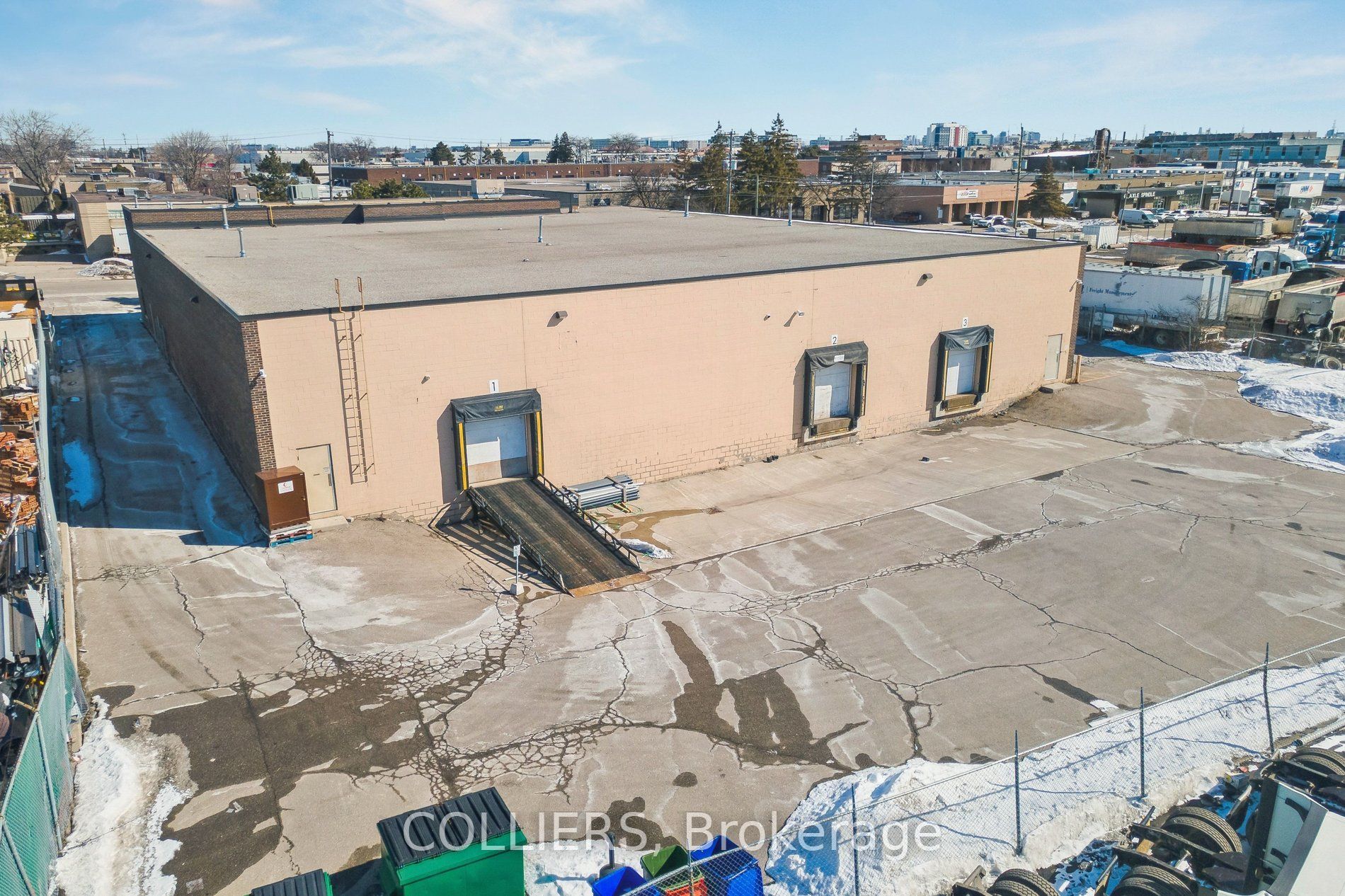 5300 Bradco Boulevard Opt. 2 Property Photo 2