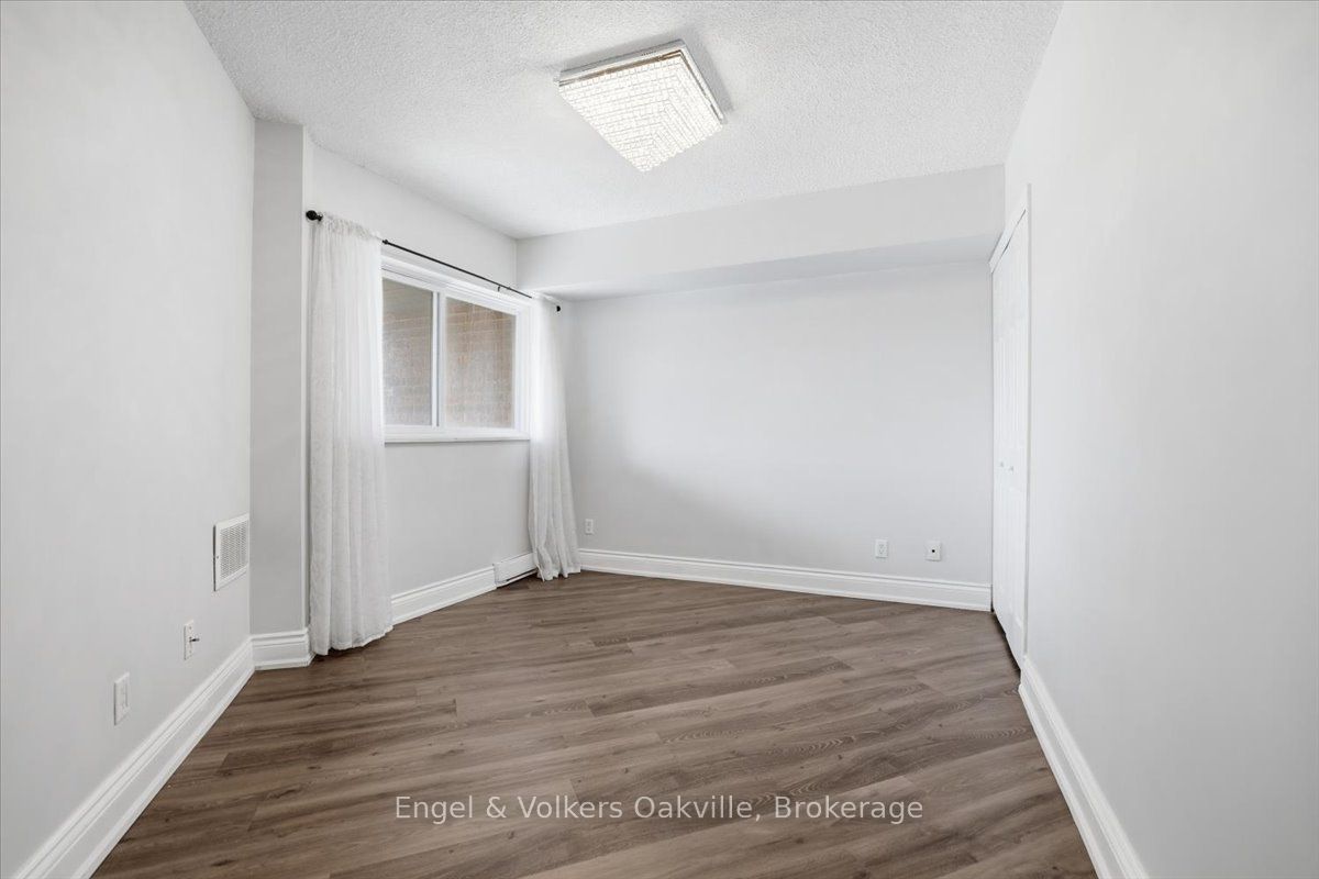 1000 Cedarglen Gate 625 Property Photo 12