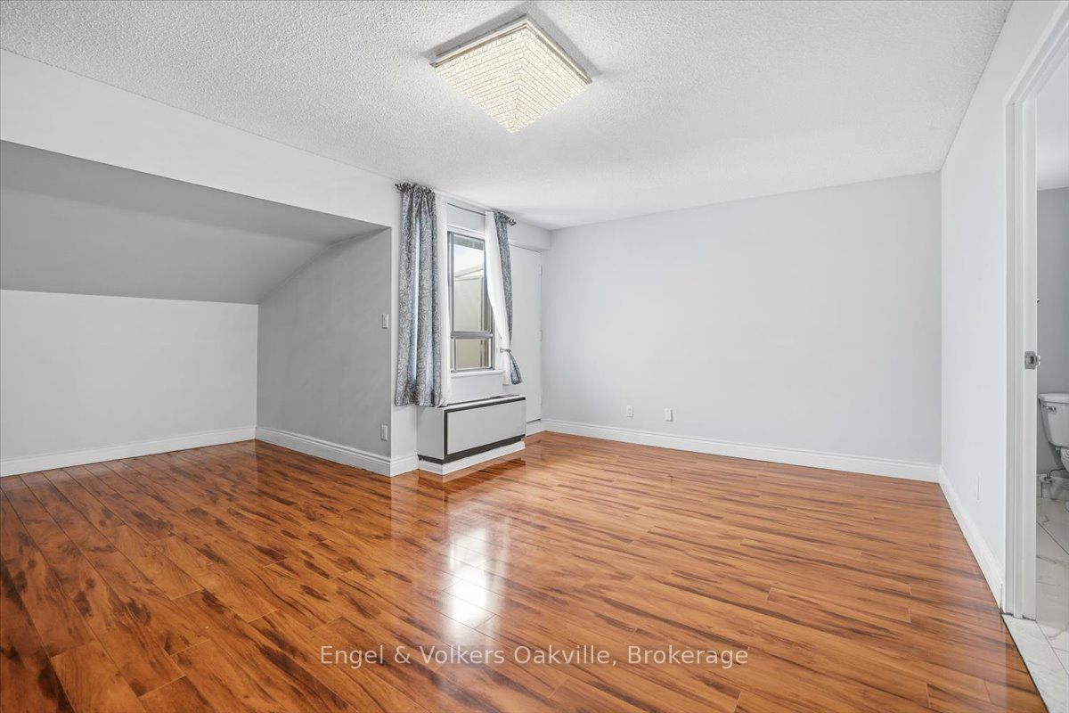1000 Cedarglen Gate 625 Property Photo 19
