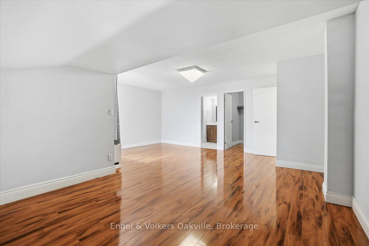 1000 Cedarglen Gate 625 Property Photo 21