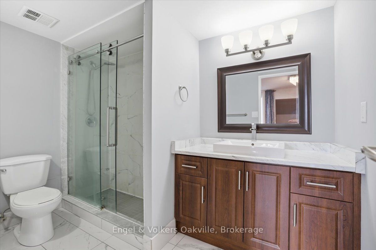 1000 Cedarglen Gate 625 Property Photo 23