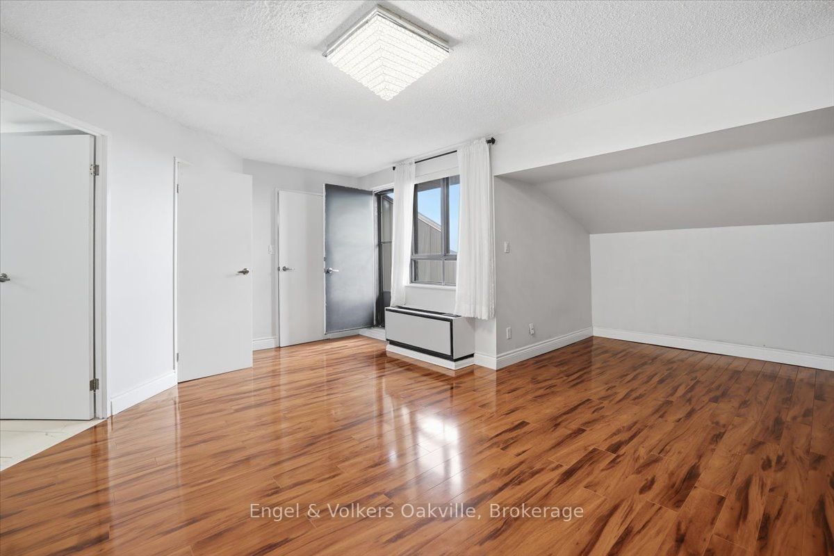 1000 Cedarglen Gate 625 Property Photo 26