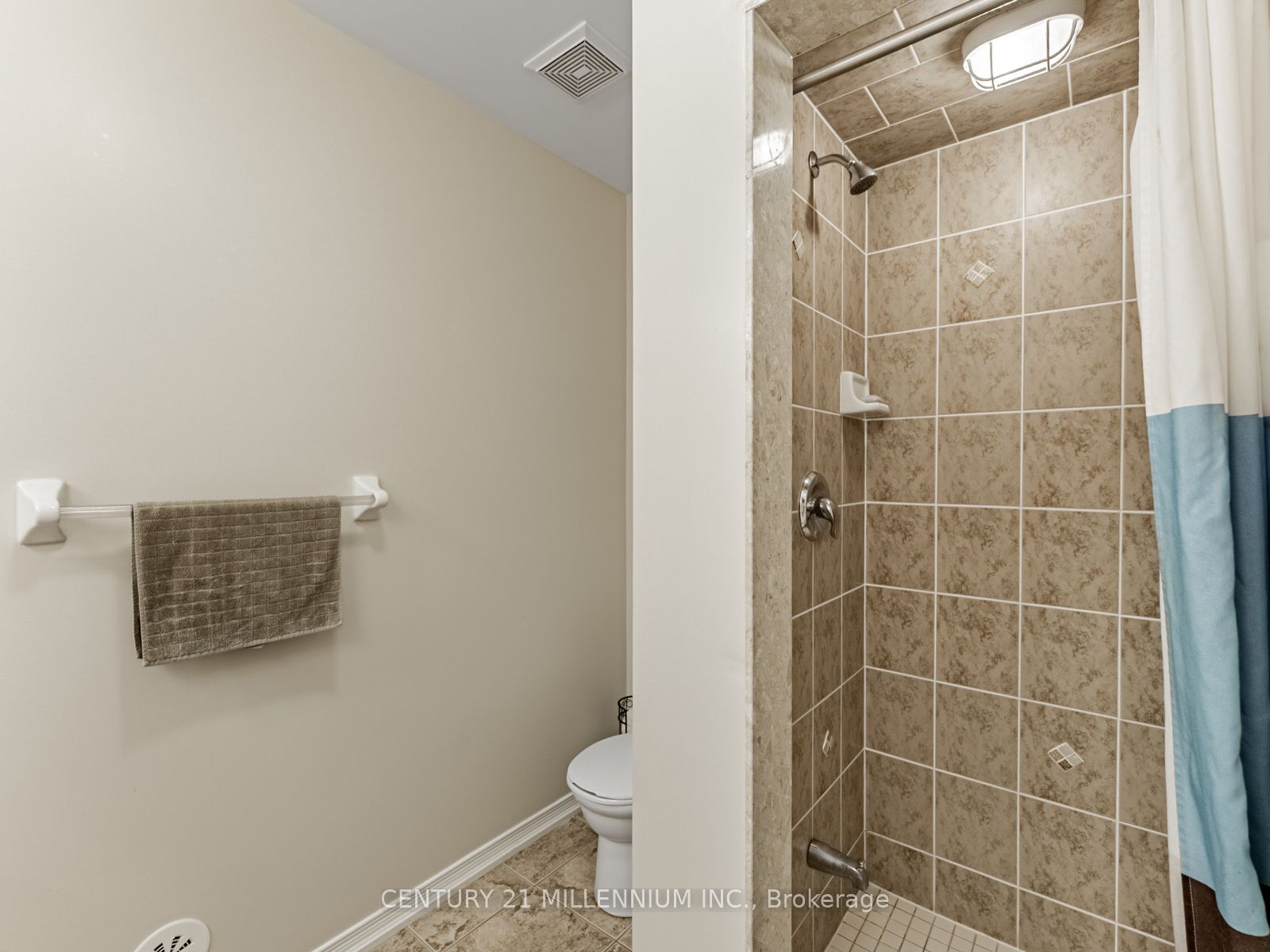 111 Cedar Lake Crescent Property Photo 22