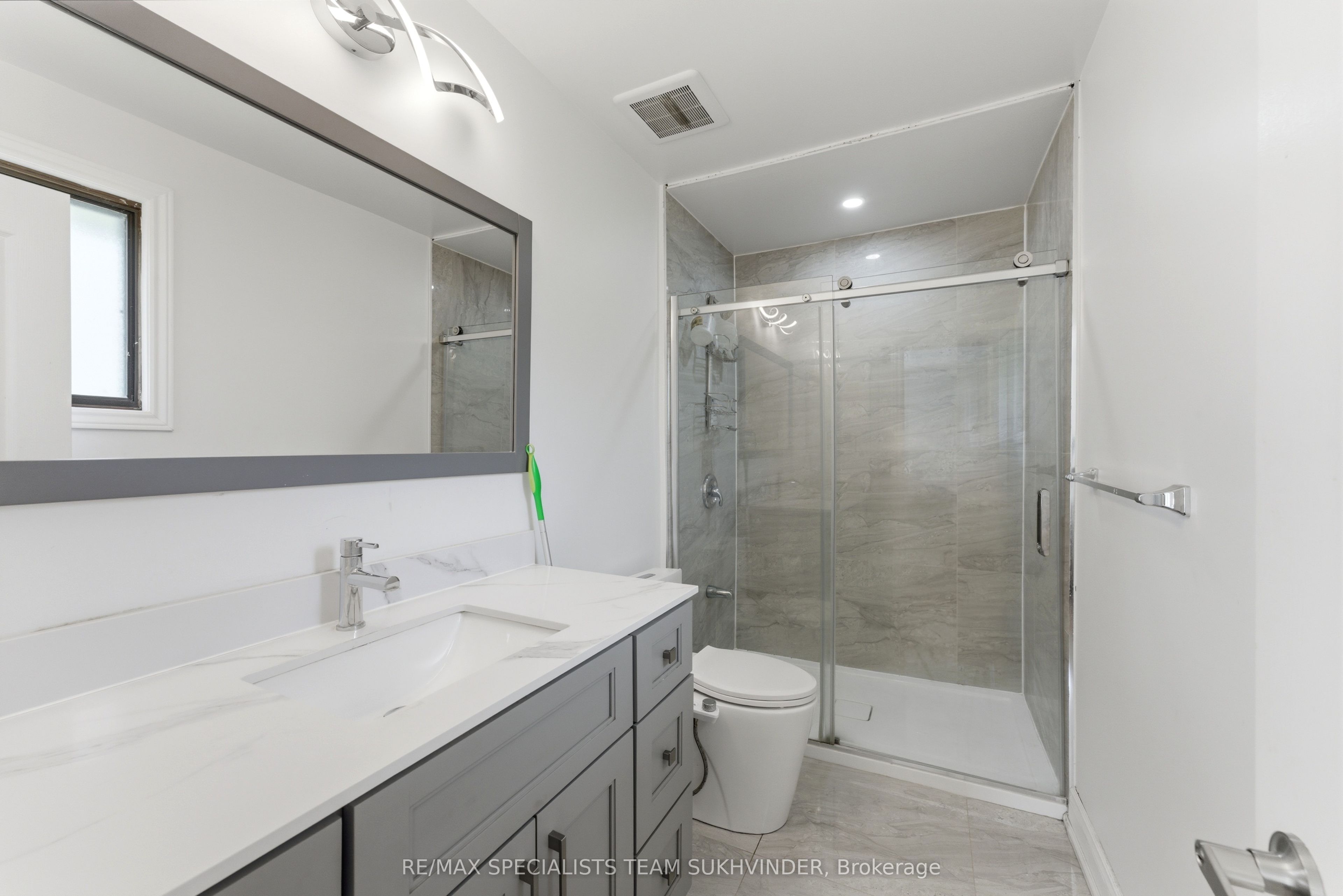 7236 Mayfield Road Property Photo 19