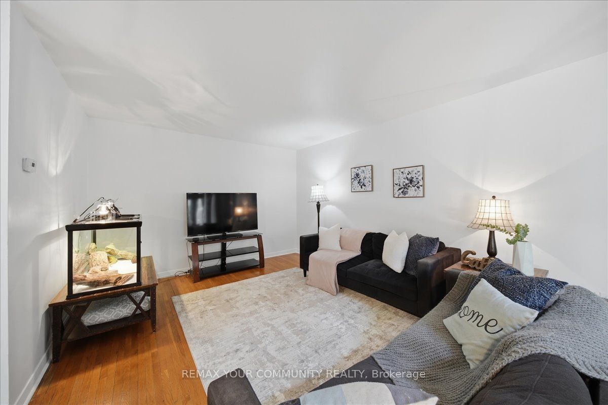 23 Brookwell Drive 3 Property Photo 8