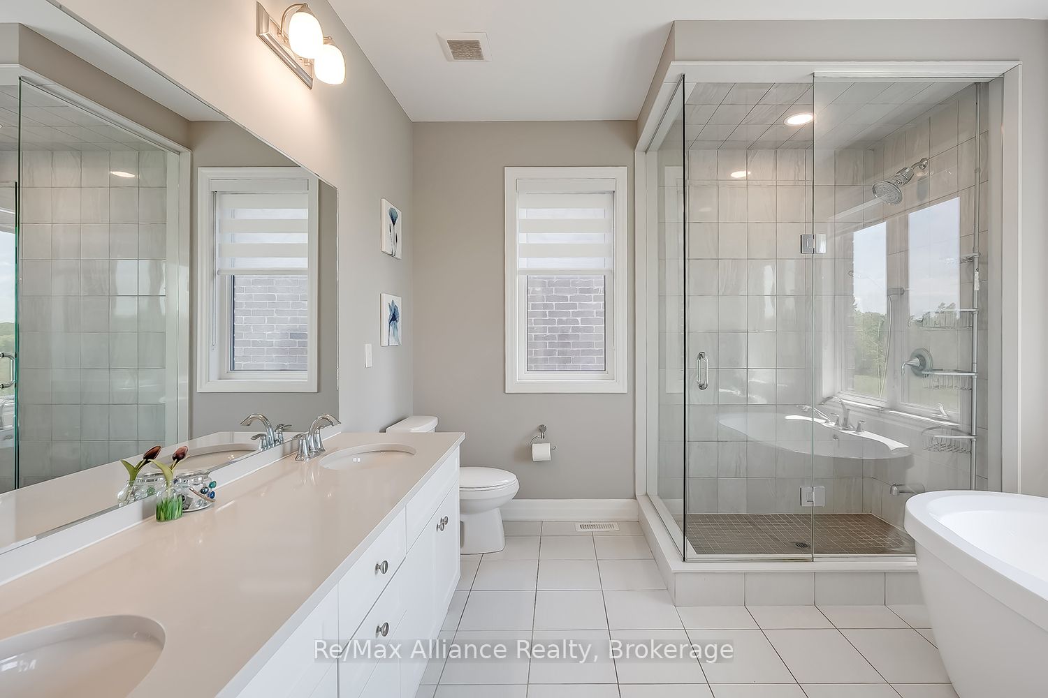 3291 Harasym Trail Property Photo 31