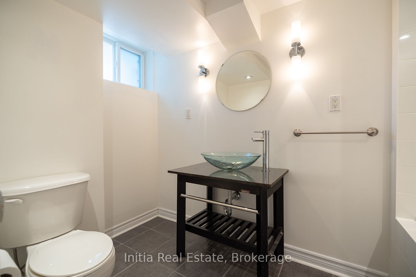 53 Burrows Avenue Property Photo 17