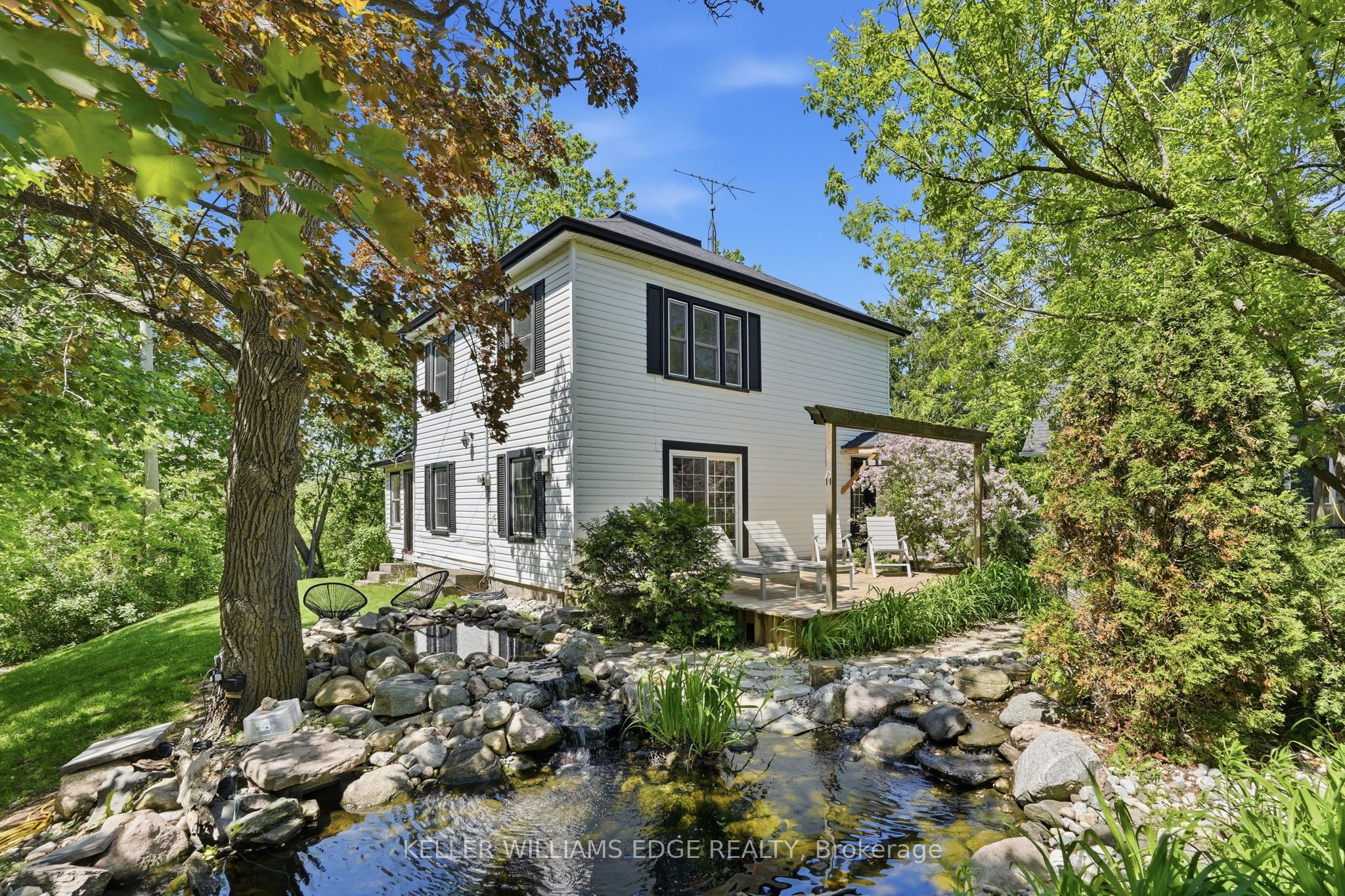 6123 Guelph Line Property Photo 1