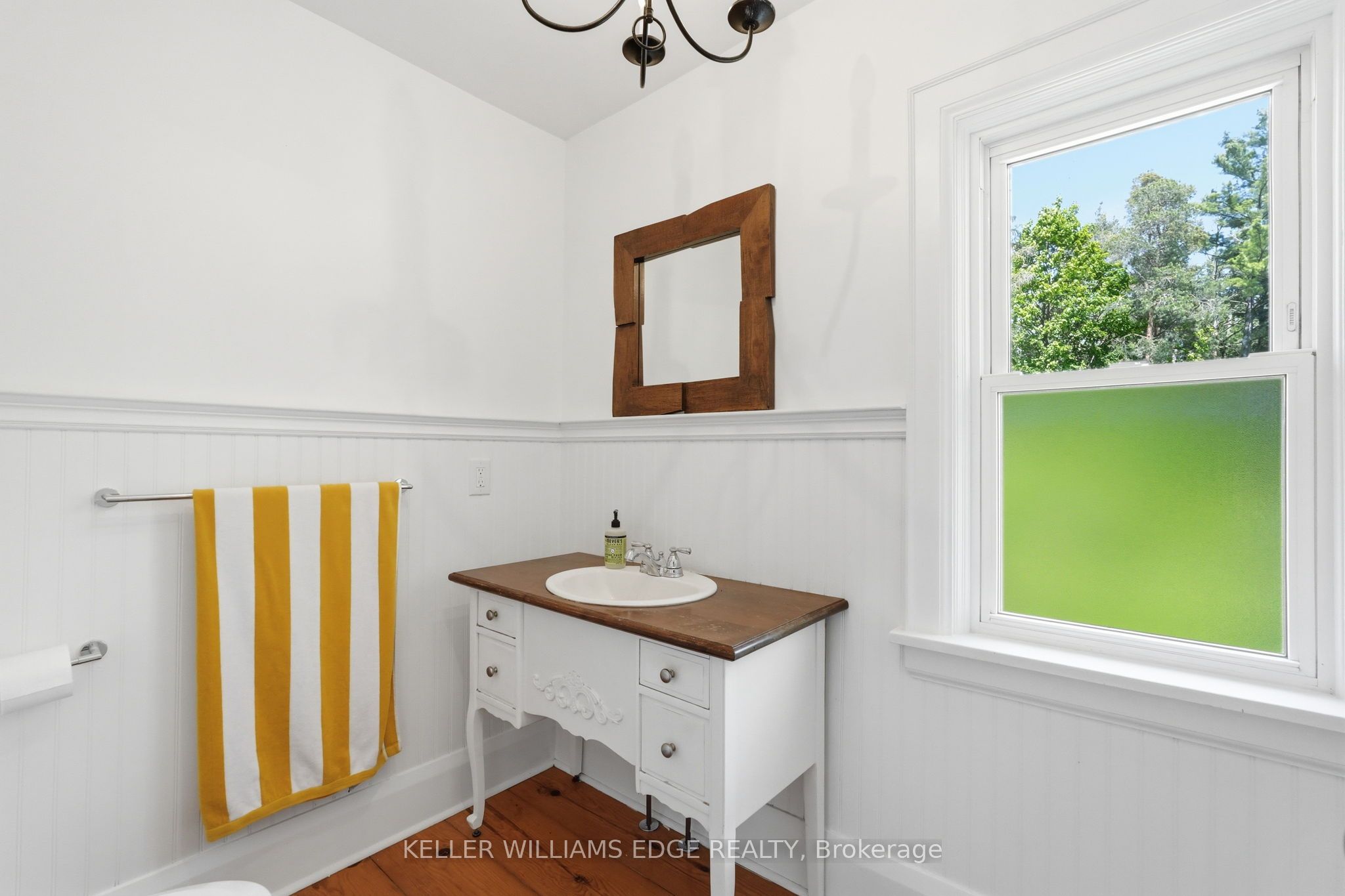 6123 Guelph Line Property Photo 31