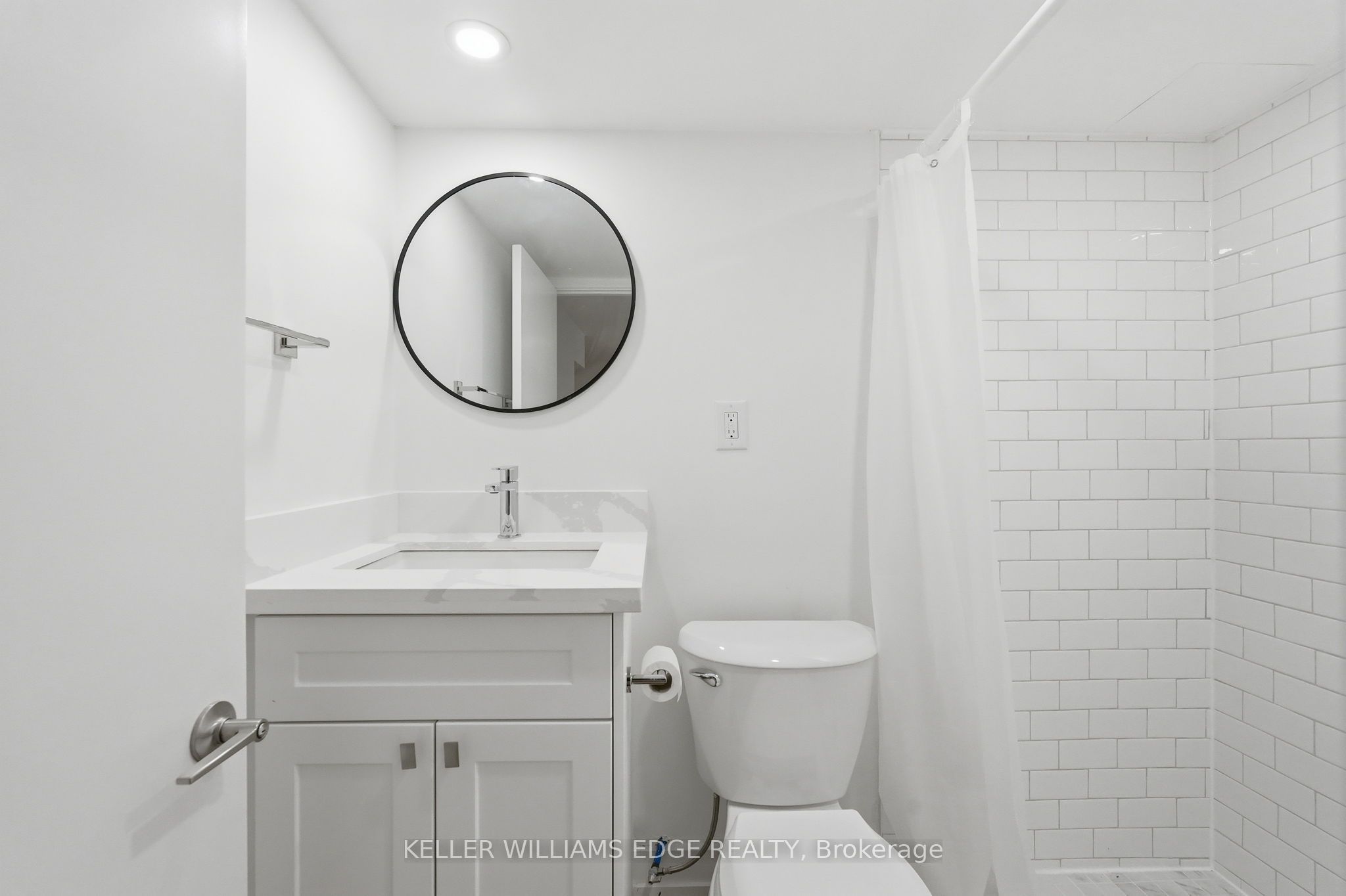 6123 Guelph Line Property Photo 37