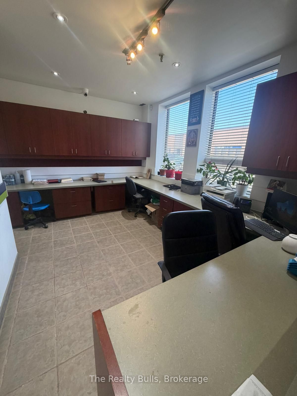 11 Goodmark Place 1 Property Photo 5