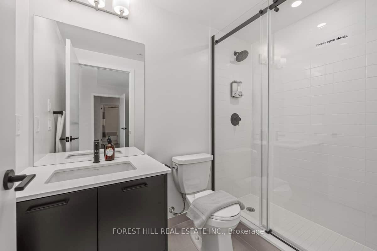 2300 St Clair Avenue W 103 Property Photo 18