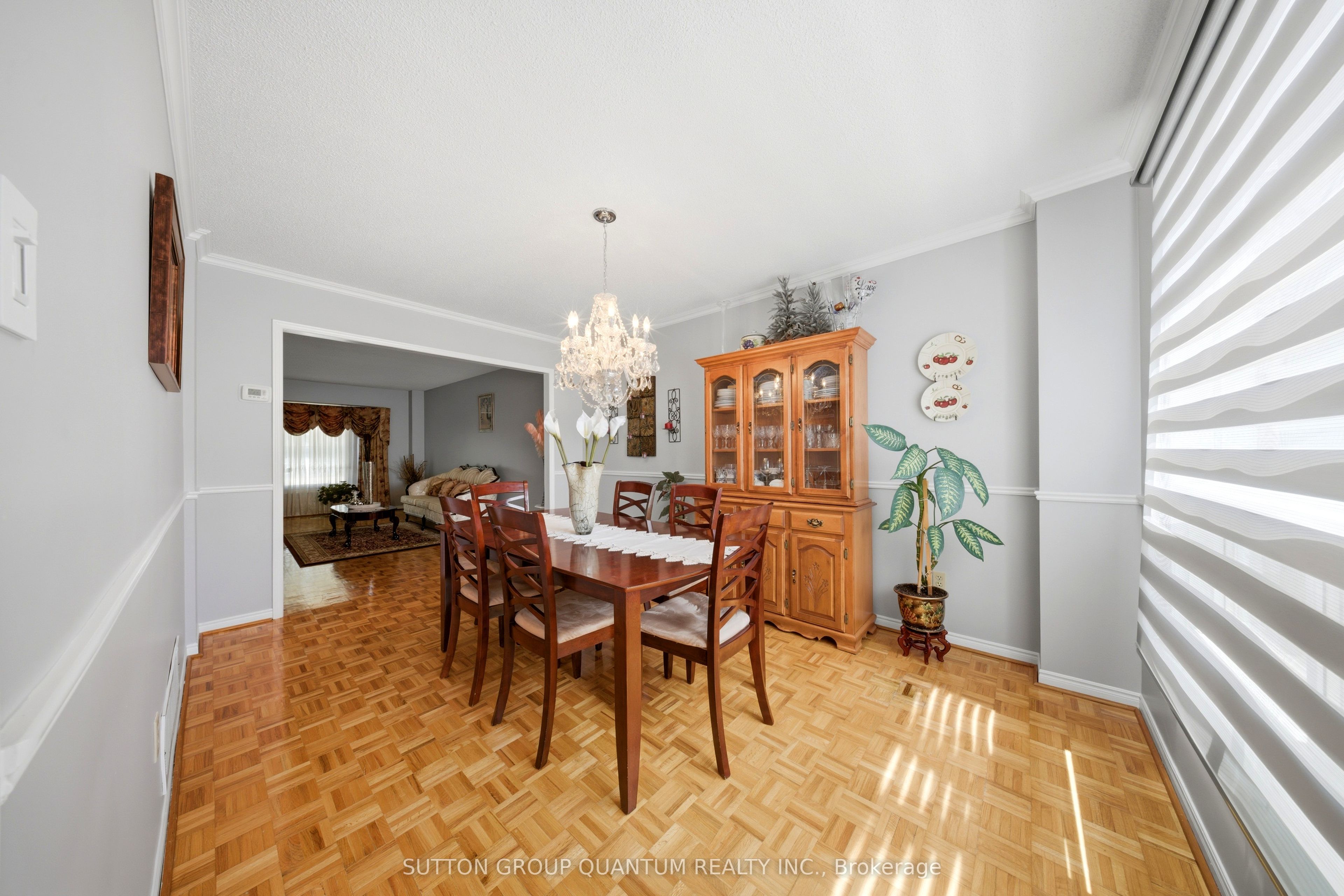 276 Lech Walesa Drive Property Photo 10