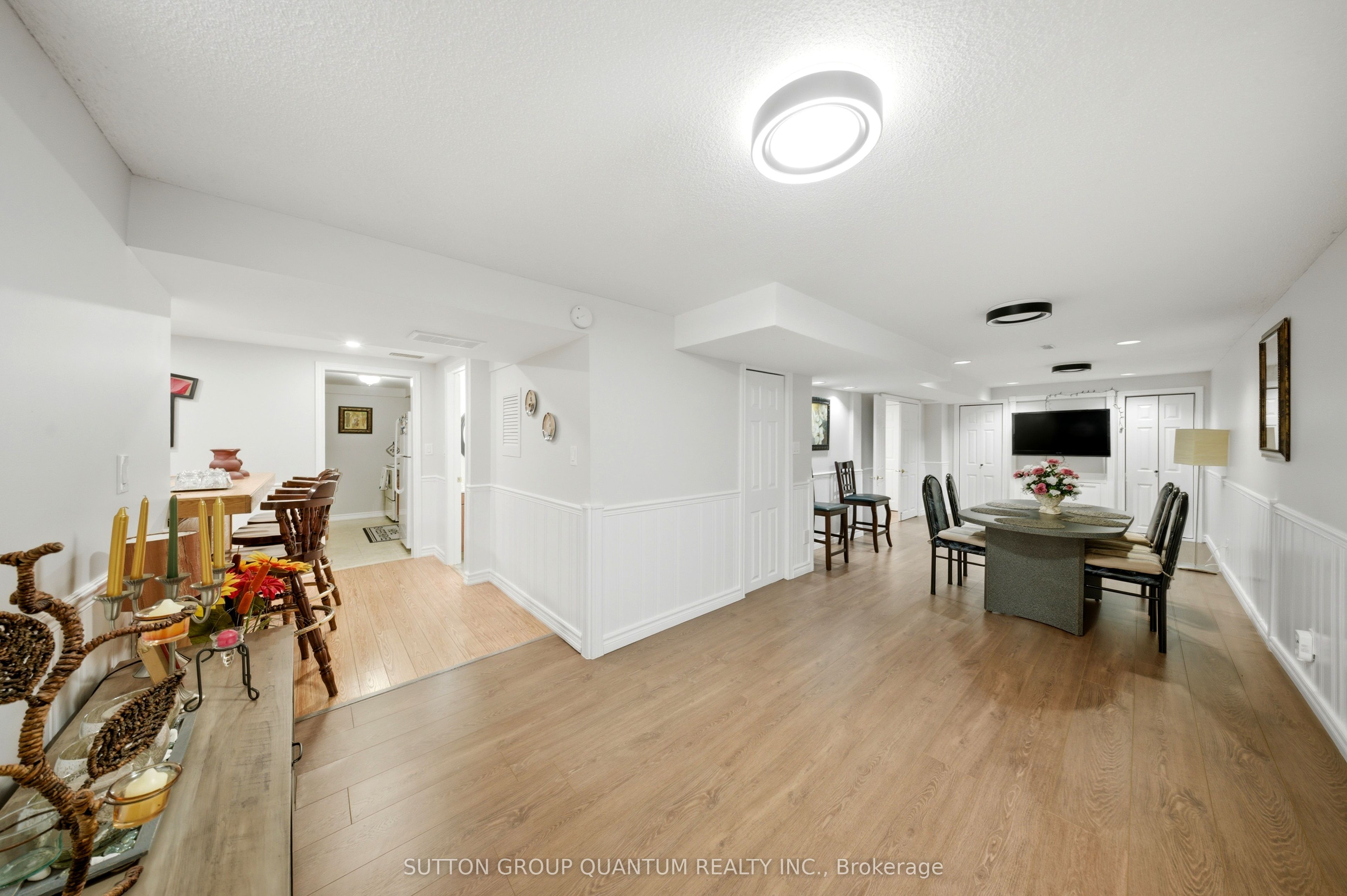 276 Lech Walesa Drive Property Photo 33
