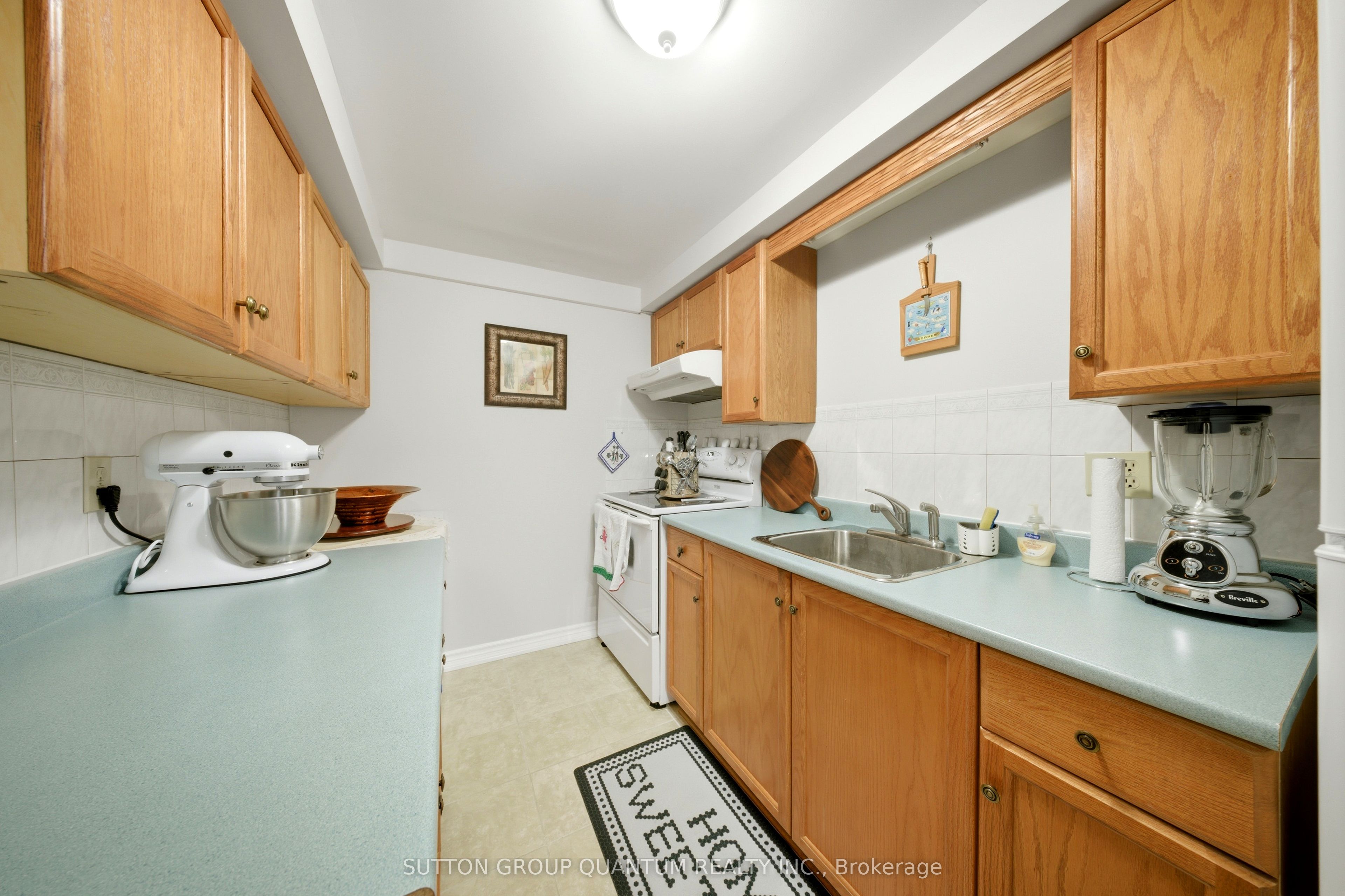 276 Lech Walesa Drive Property Photo 37