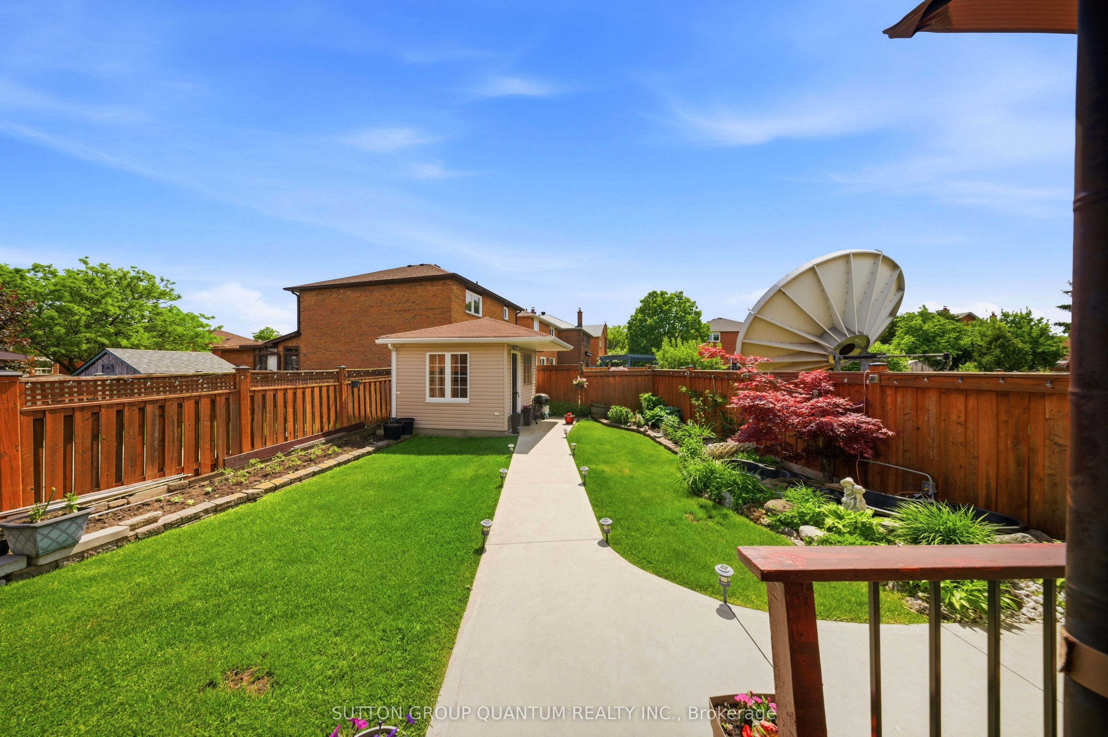 276 Lech Walesa Drive Property Photo 39