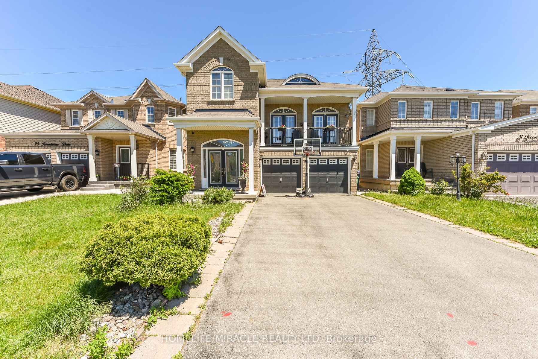 23 Roundstone Drive Property Photo 1