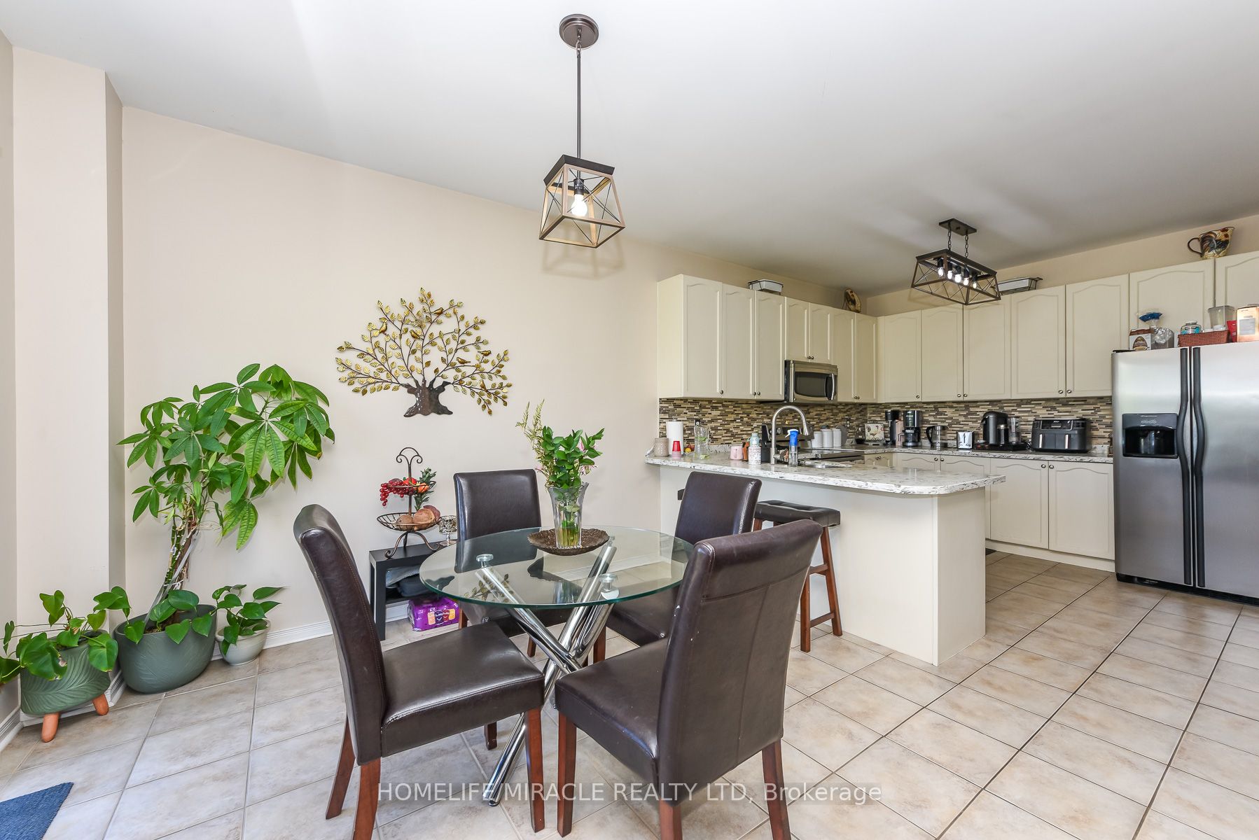 23 Roundstone Drive Property Photo 16