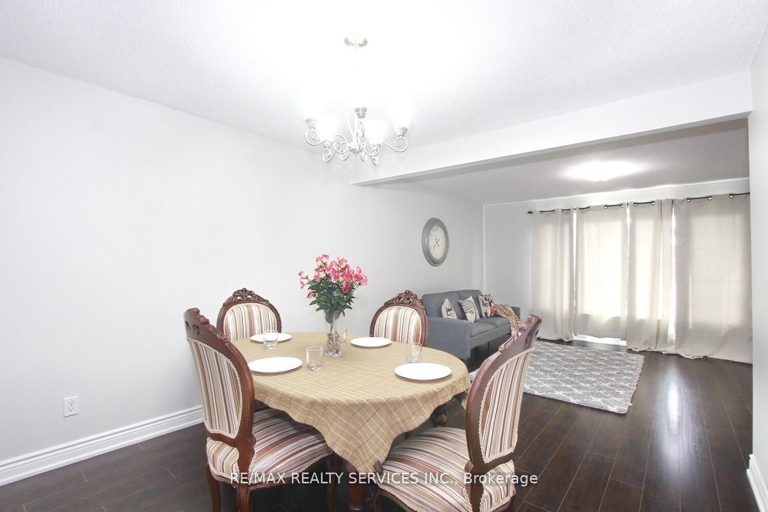 185 Earnscliffe Circle Property Photo 15