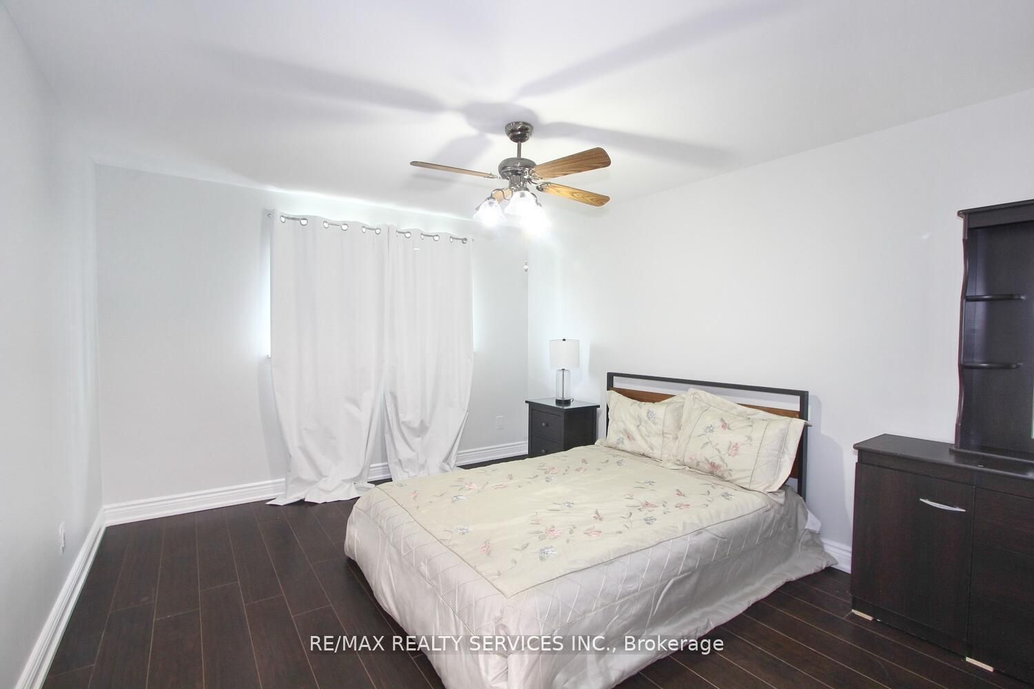185 Earnscliffe Circle Property Photo 22
