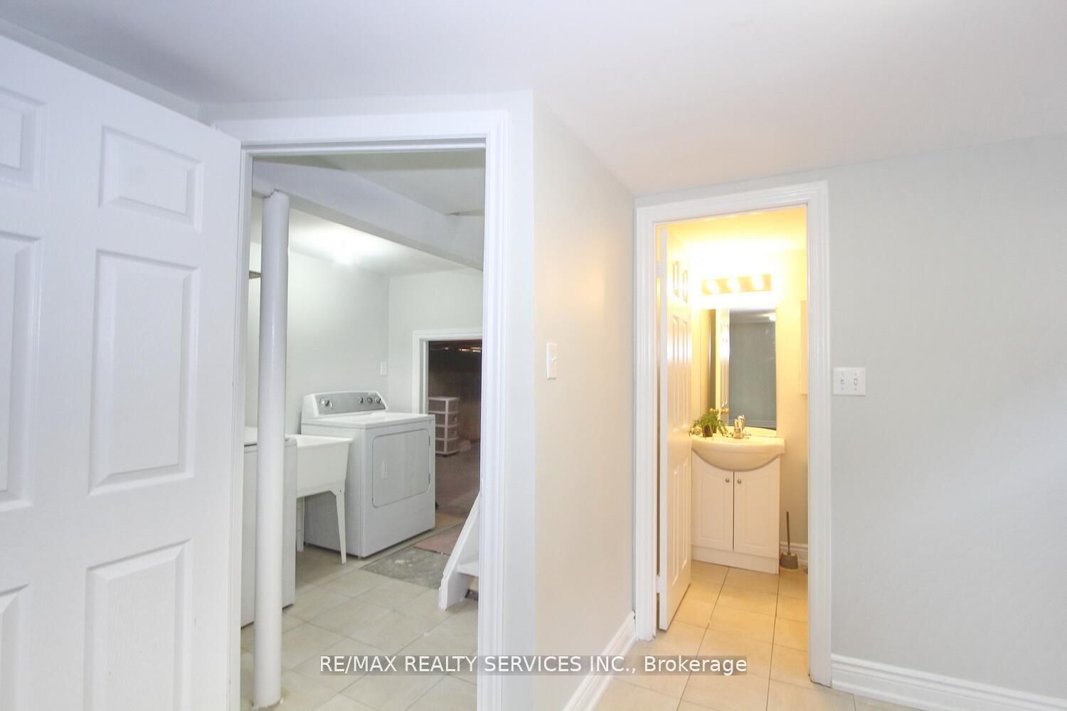 185 Earnscliffe Circle Property Photo 32