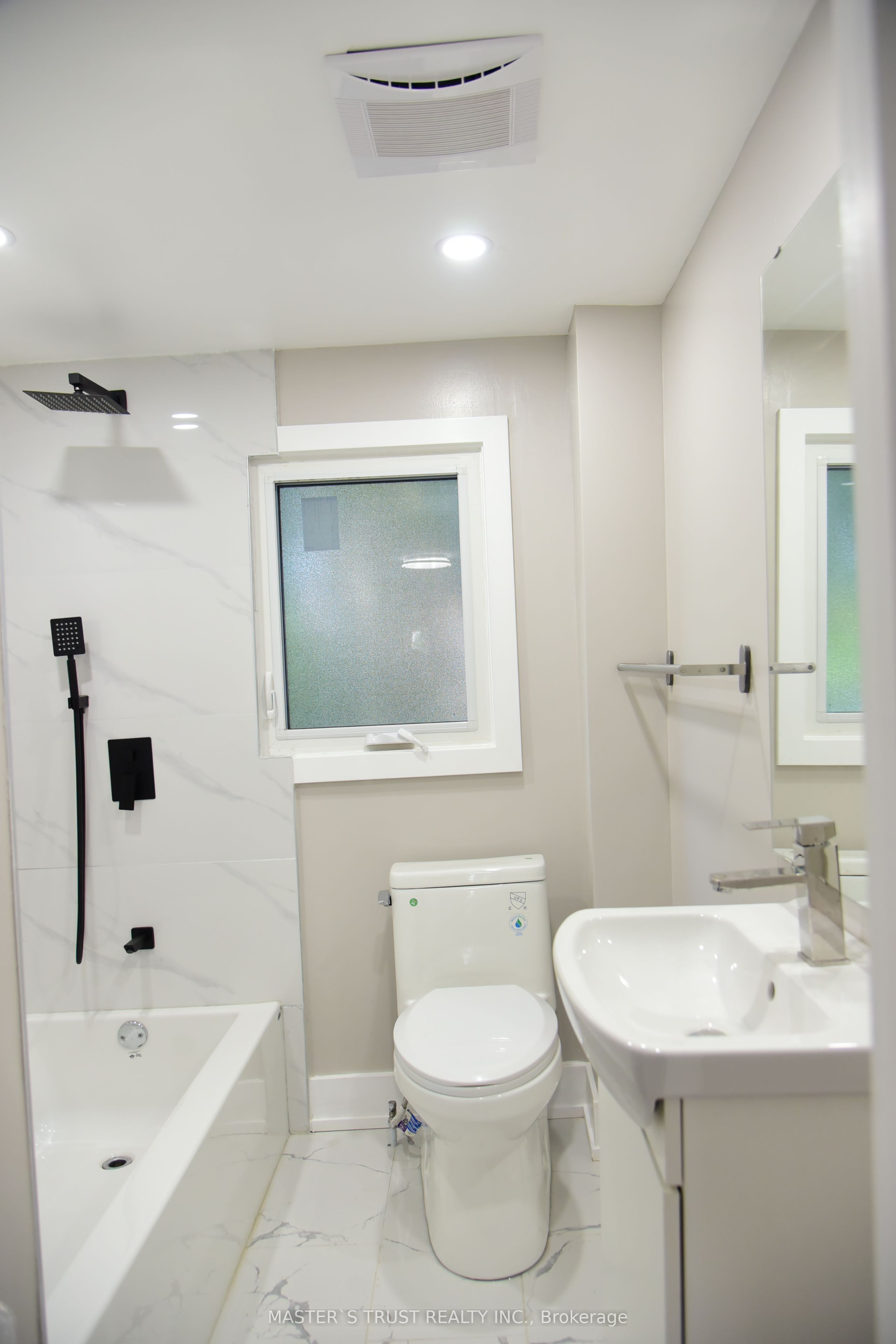19 Emmett Avenue Property Photo 2