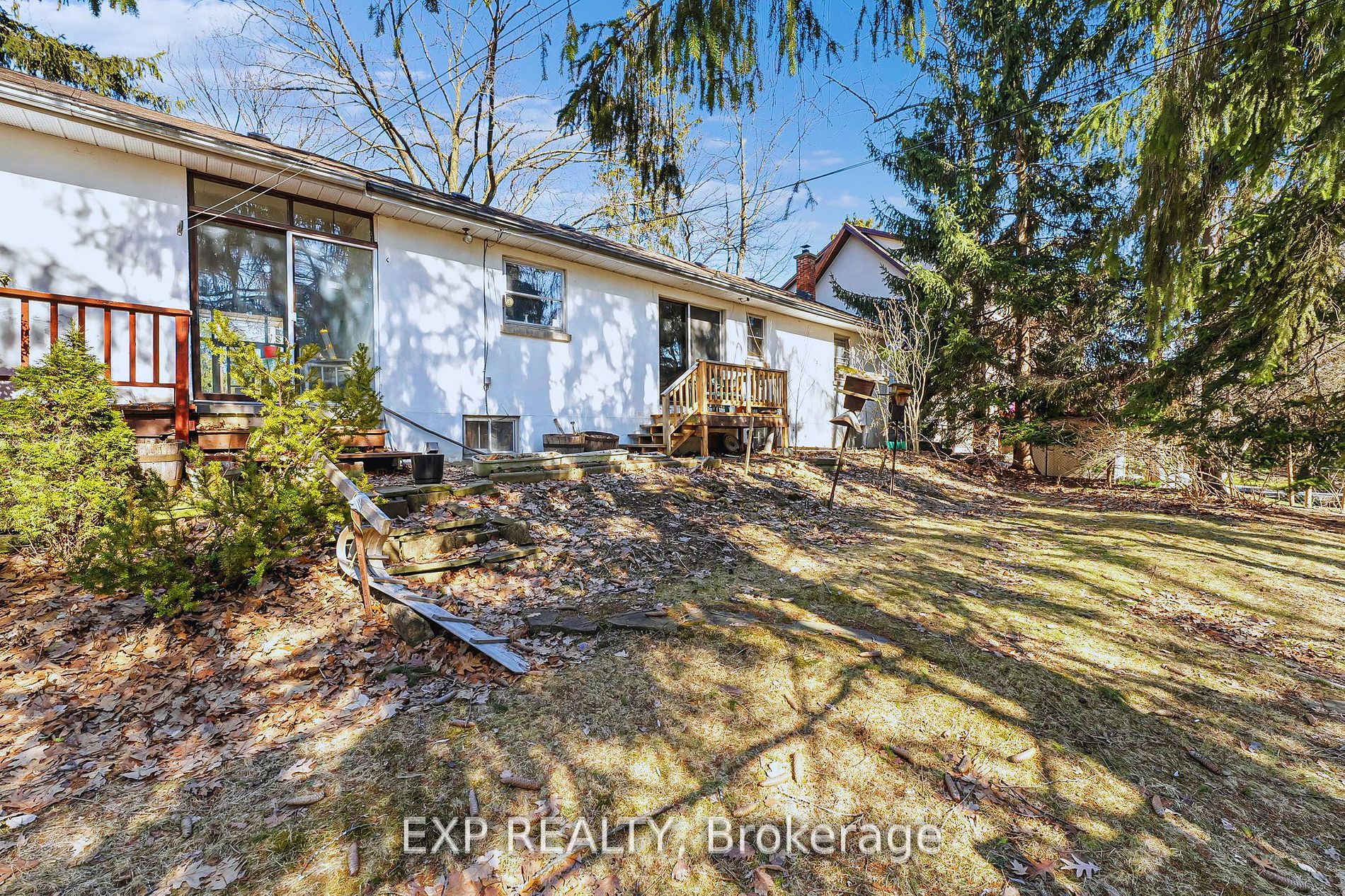 1252 Mona Road Property Photo 8