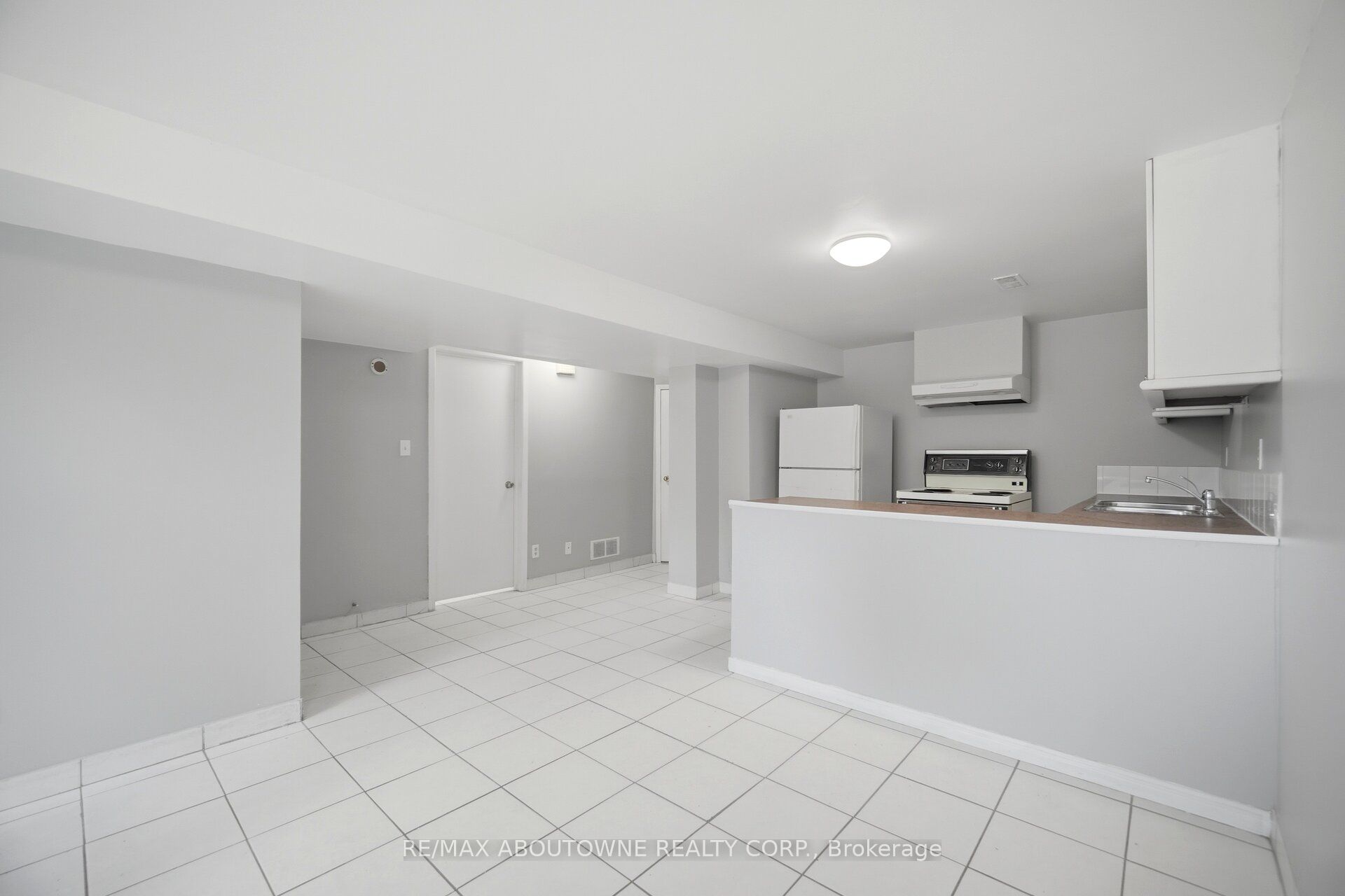 203 Nelson Street 3 Property Photo 10