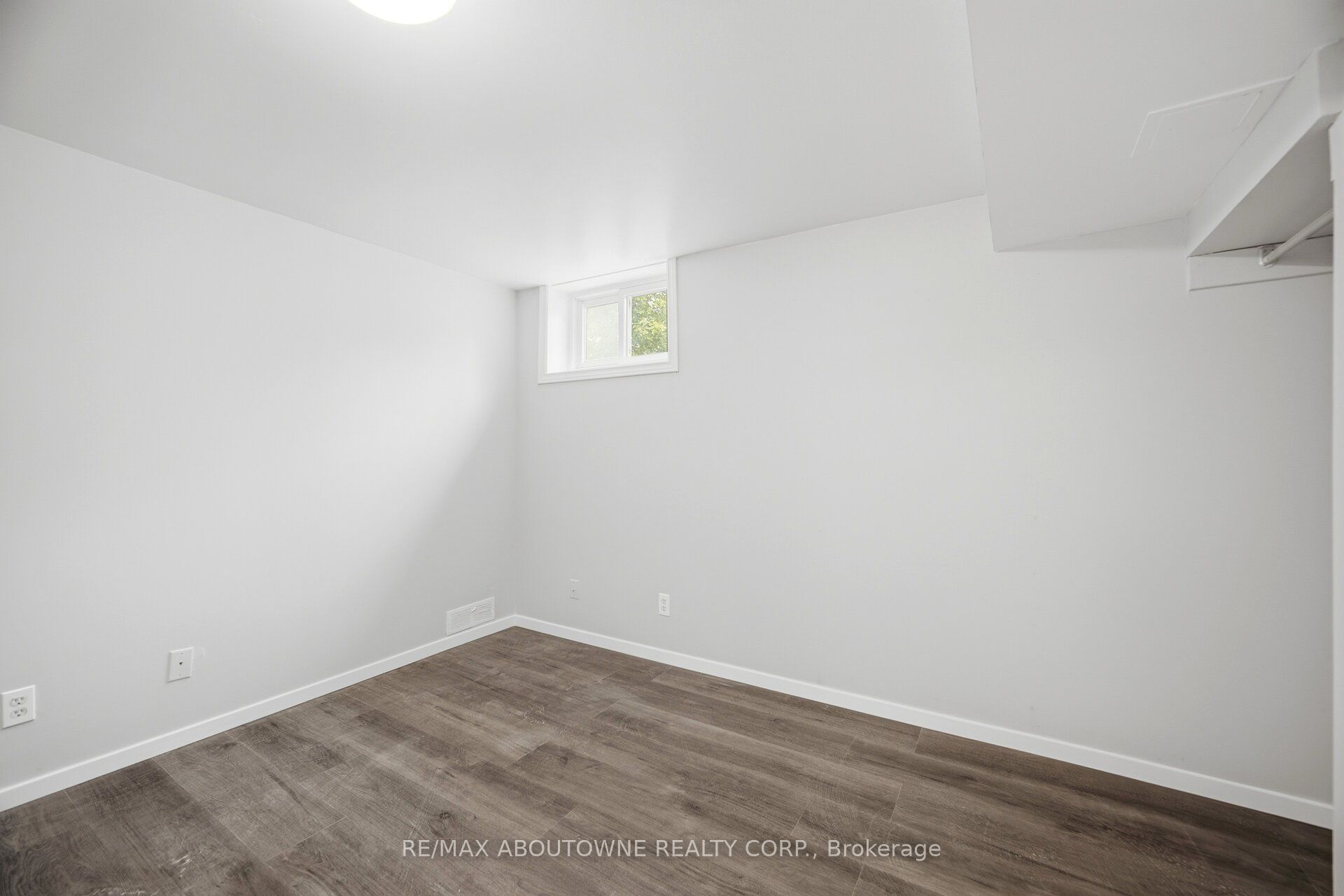 203 Nelson Street 3 Property Photo 23