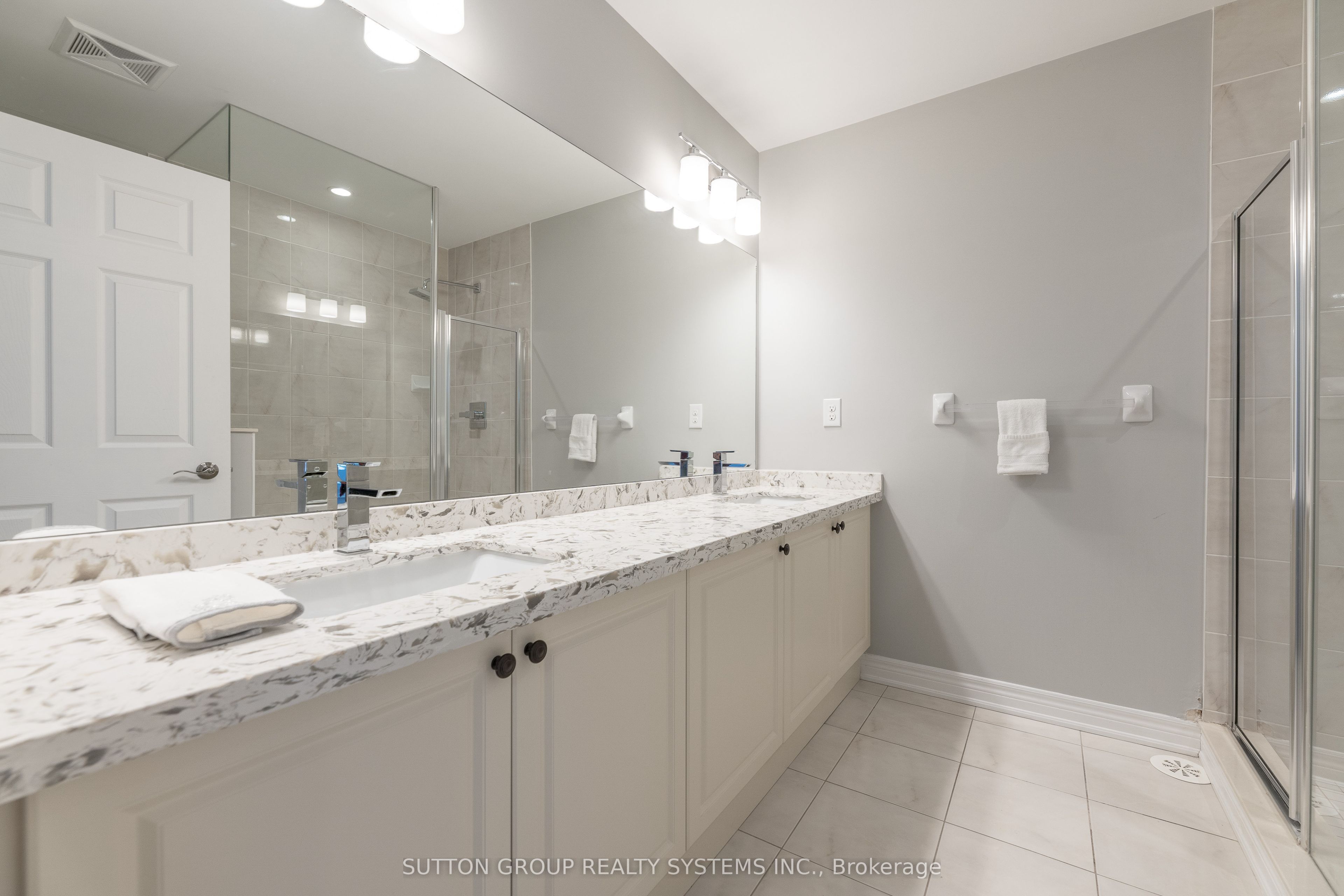 2460 Prince Michael Drive 55 Property Photo 14