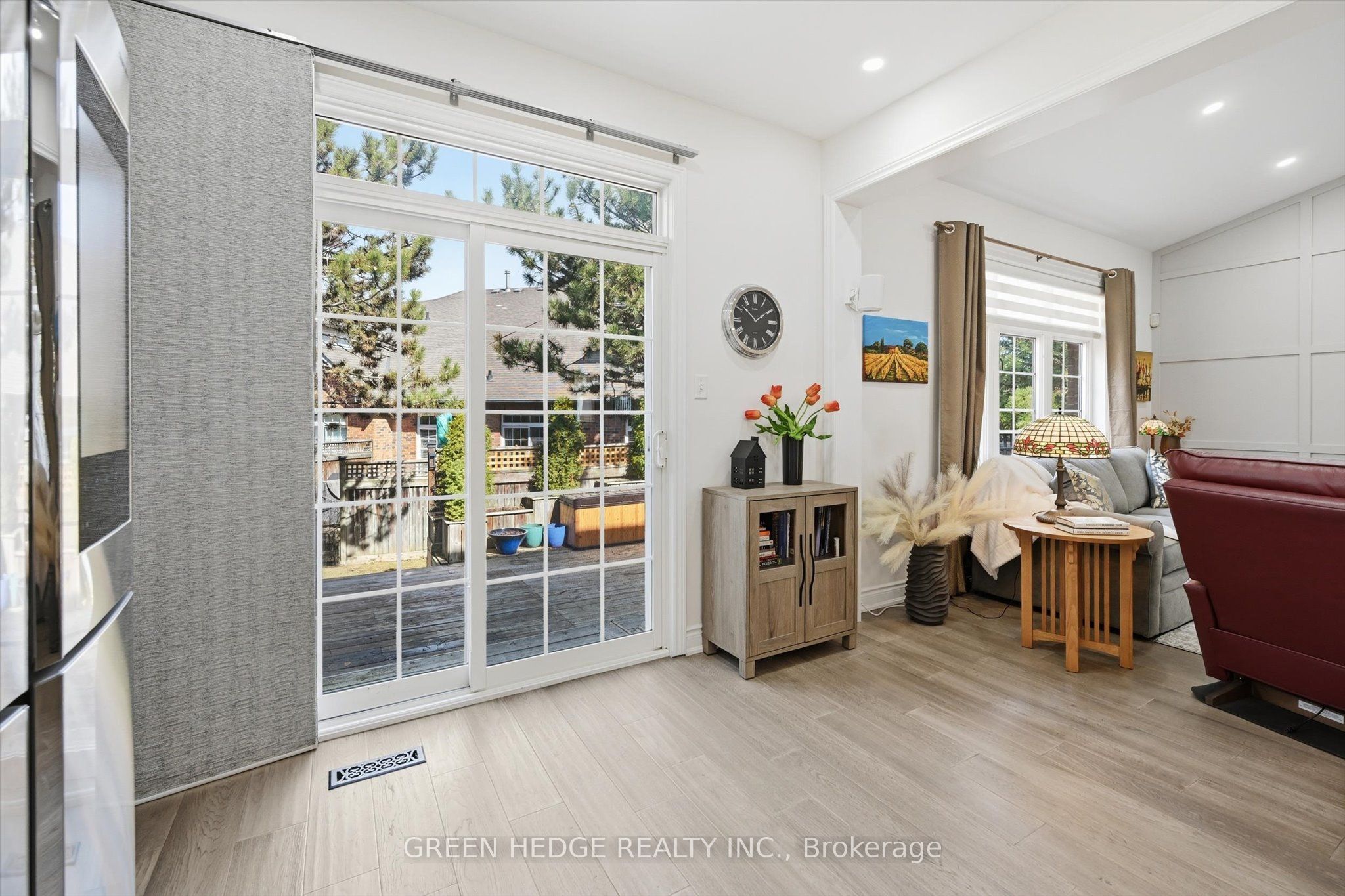 4360 Millcroft Park Drive 5 Property Photo 14