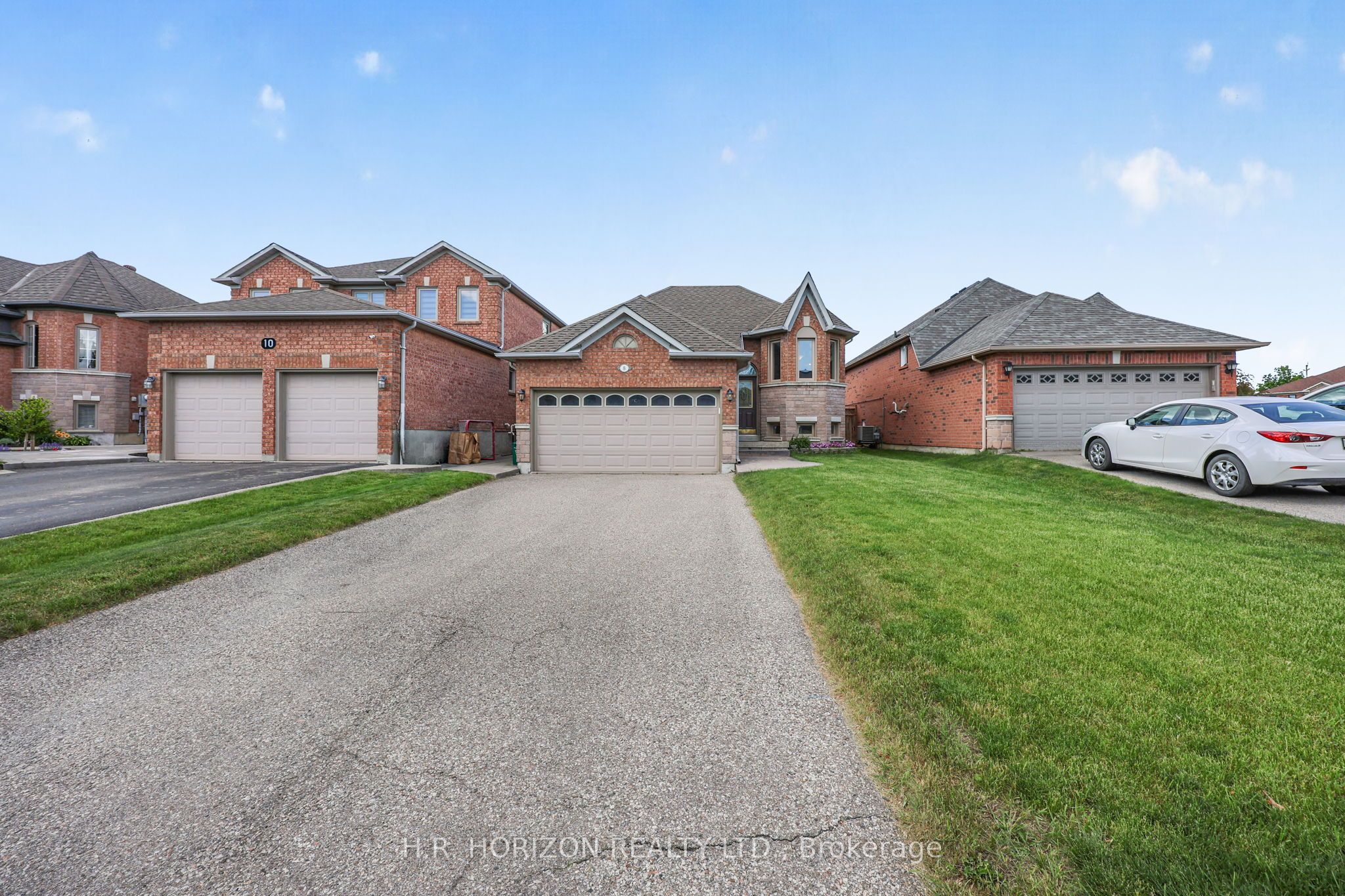 8 Schaefer Place Property Photo 3