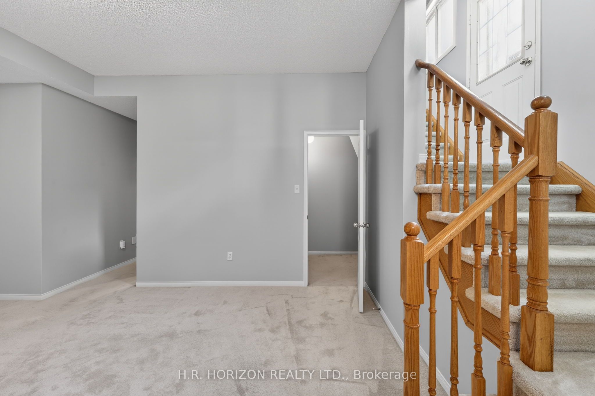 8 Schaefer Place Property Photo 22