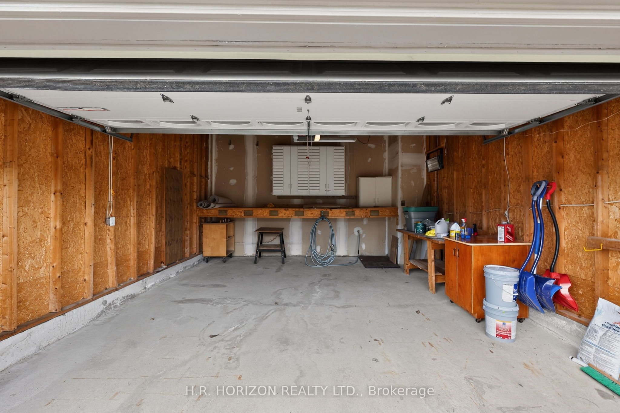 8 Schaefer Place Property Photo 32