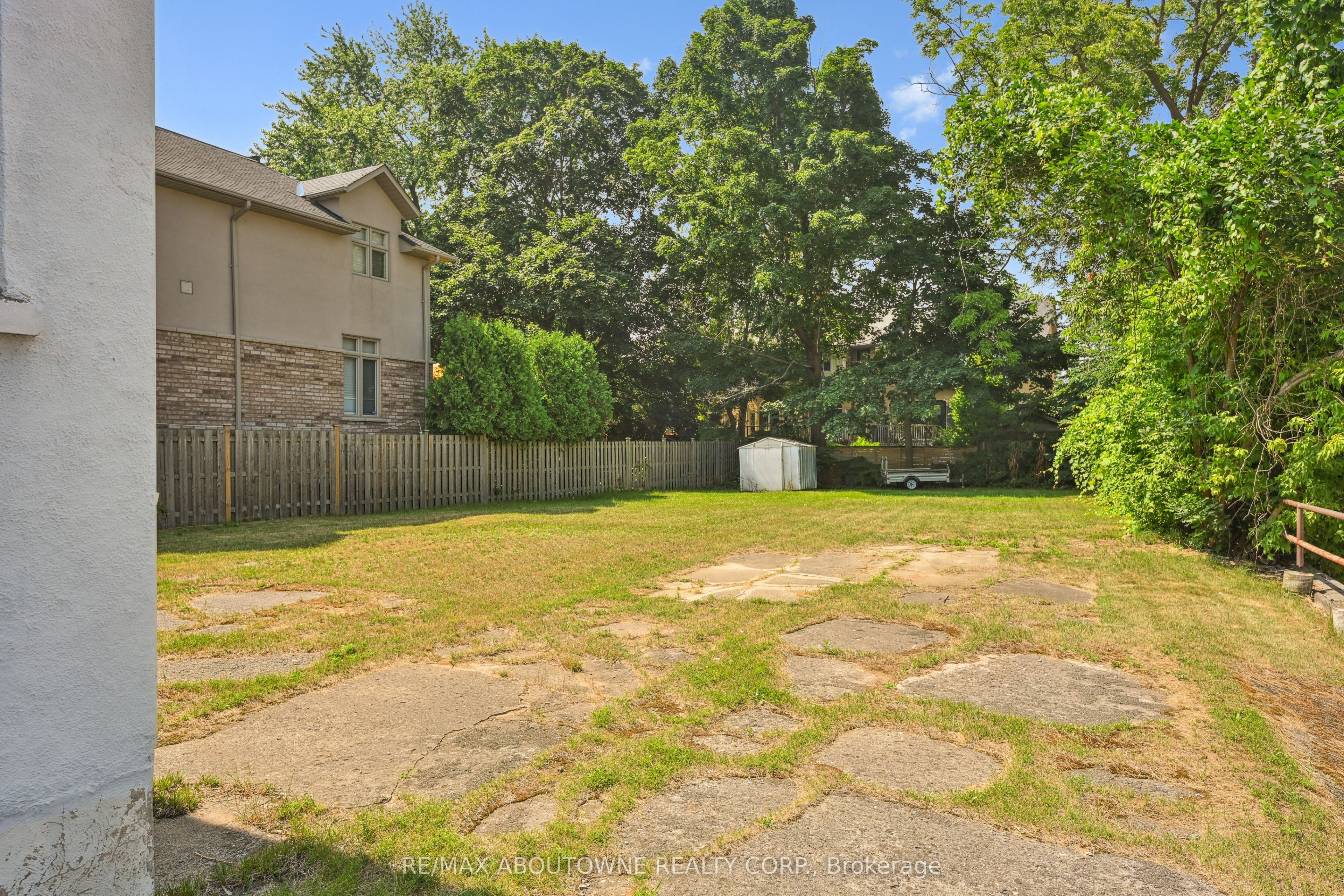 86 Kerr Street Property Photo 13