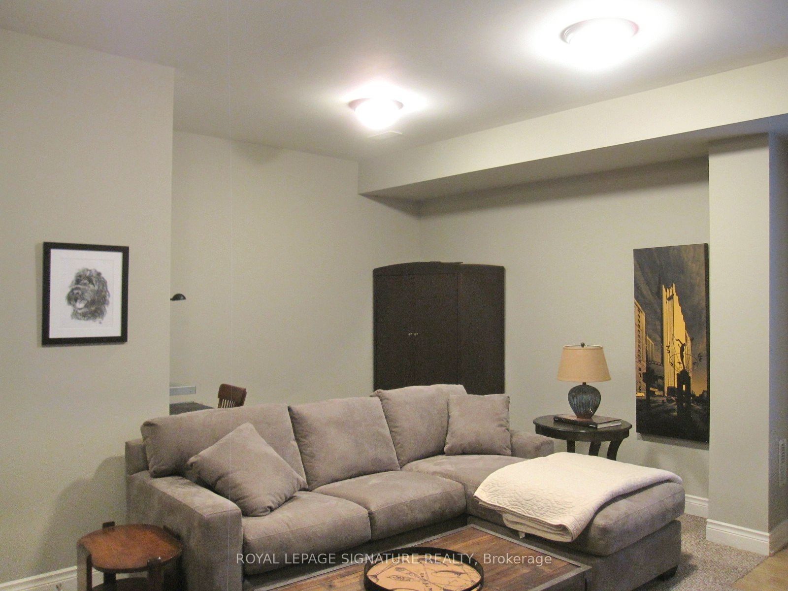 18b Algoma Street Property Photo 11