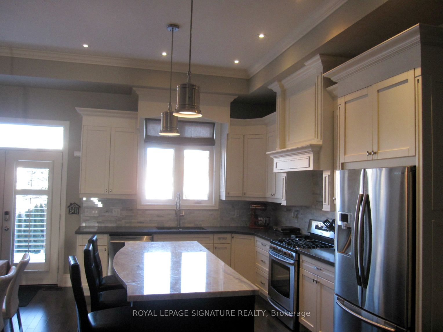 18b Algoma Street Property Photo 19