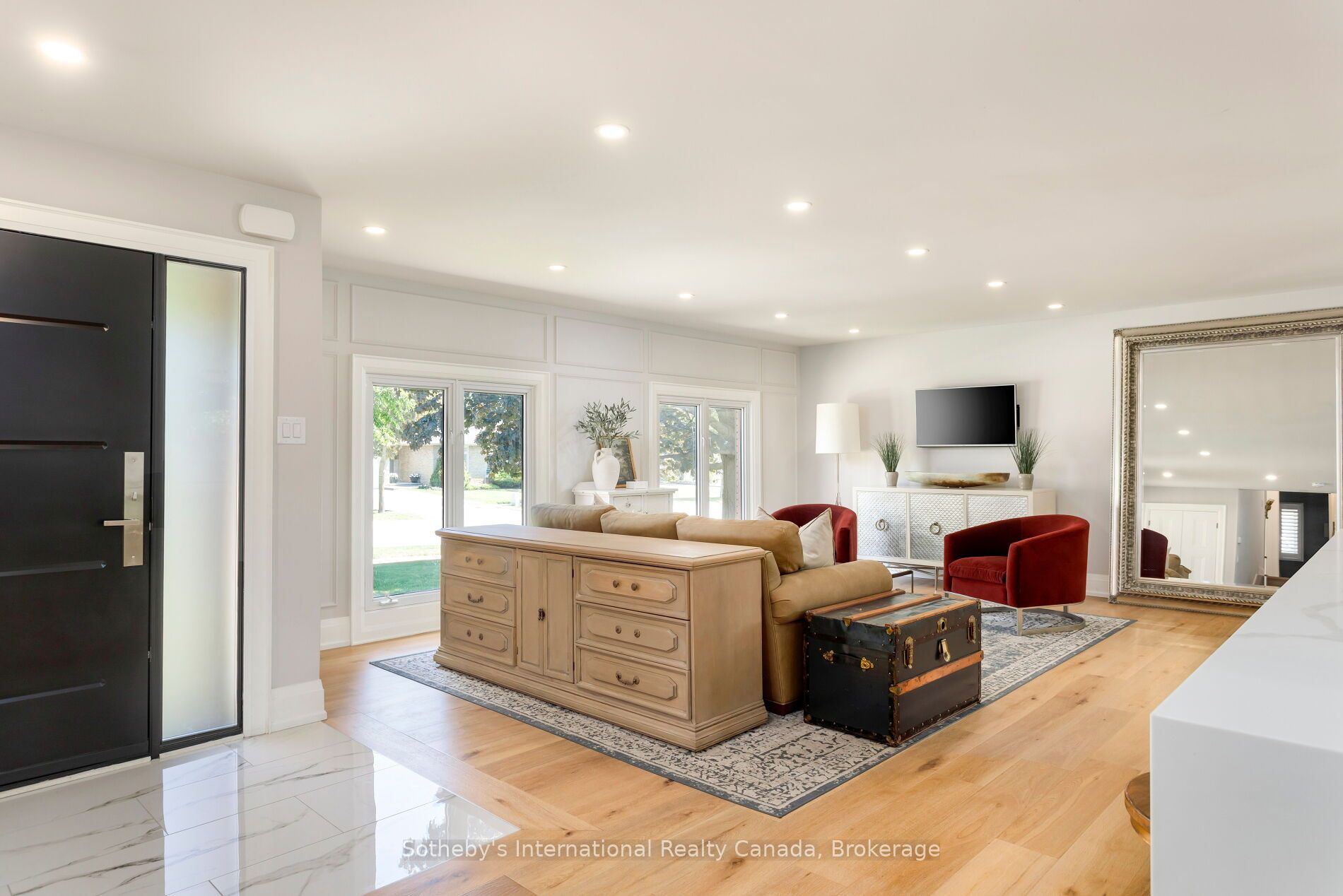 312 Pinegrove Road Property Photo 4