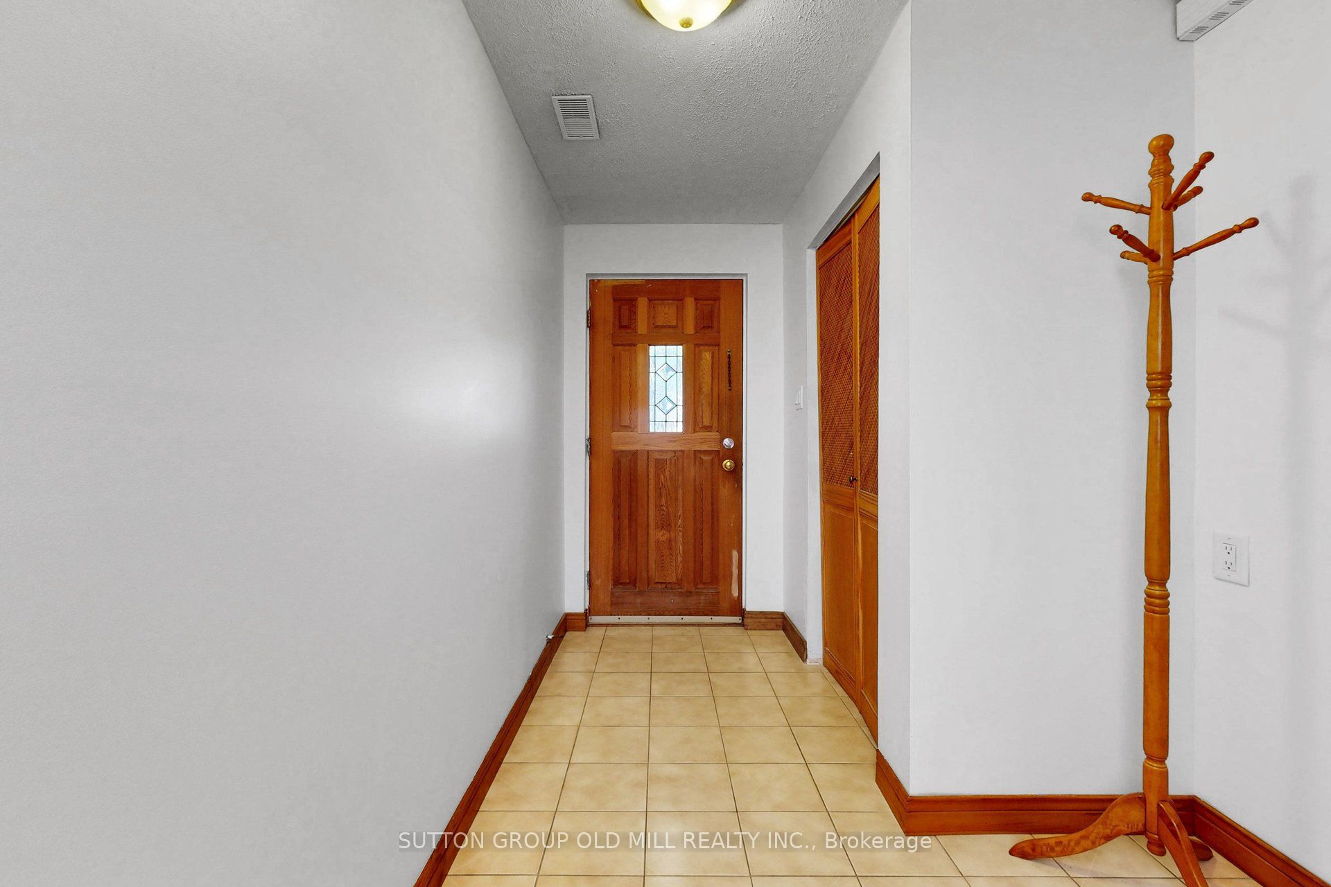 96 Darras Court Property Photo 2