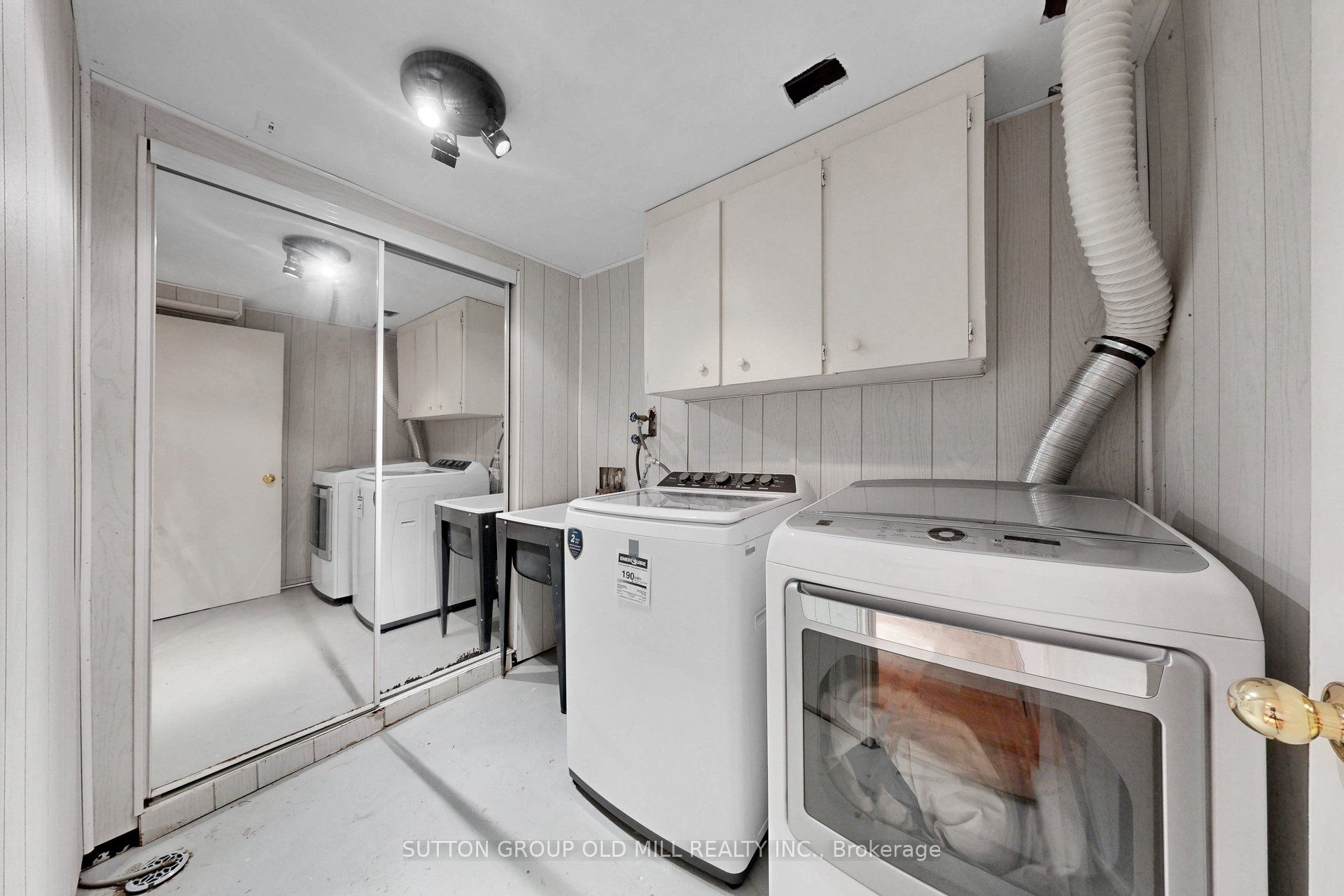 96 Darras Court Property Photo 34
