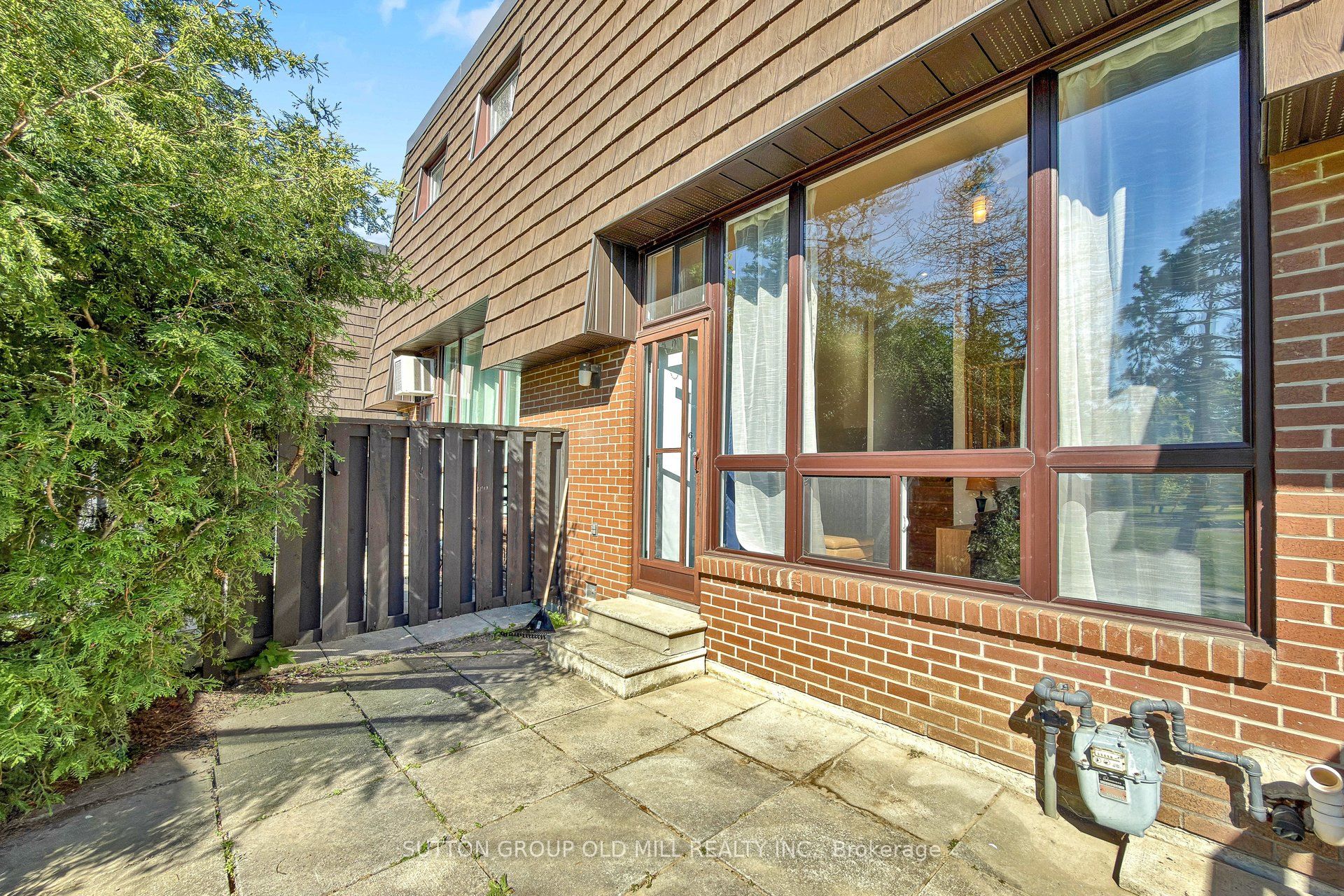 96 Darras Court Property Photo 38