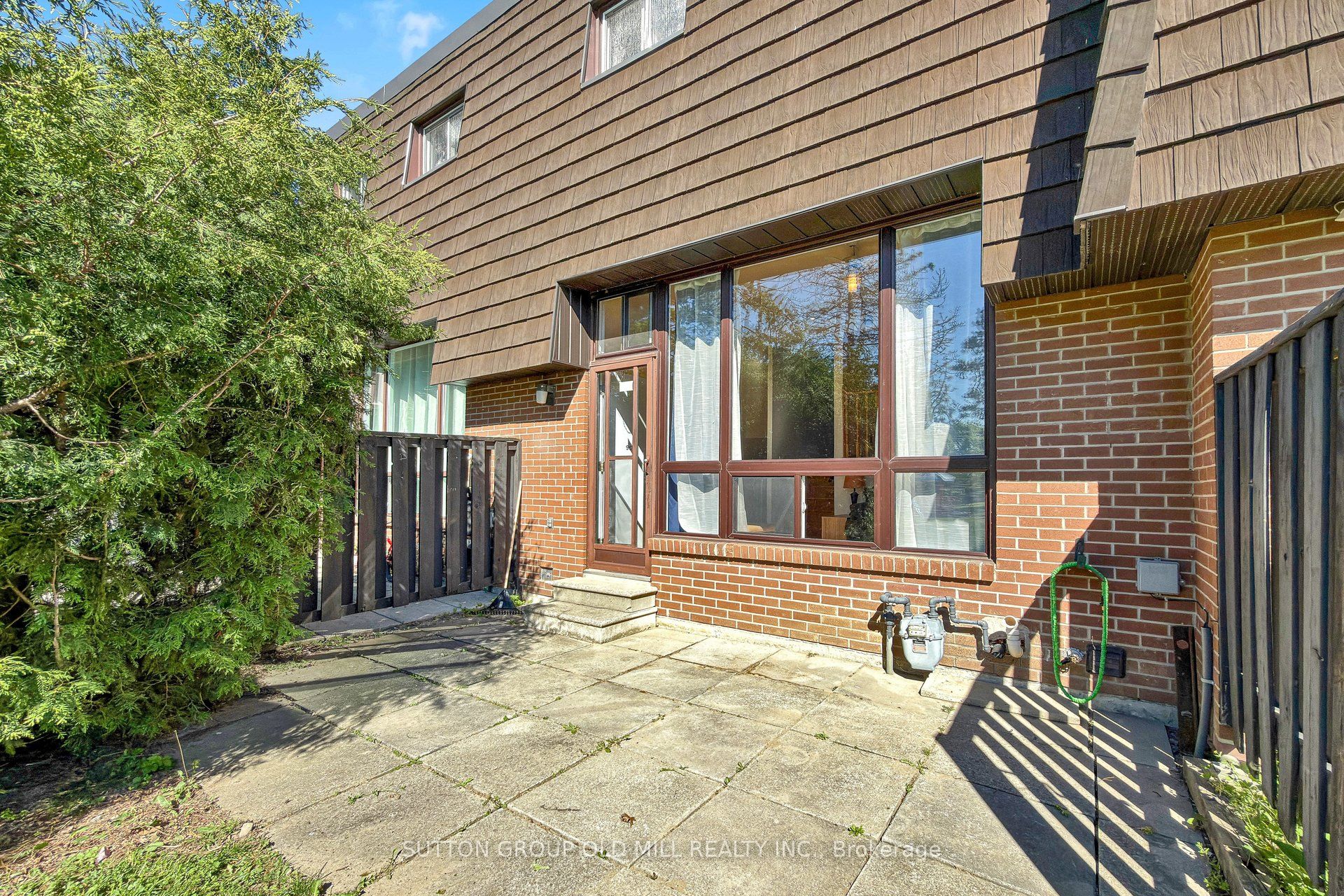 96 Darras Court Property Photo 40