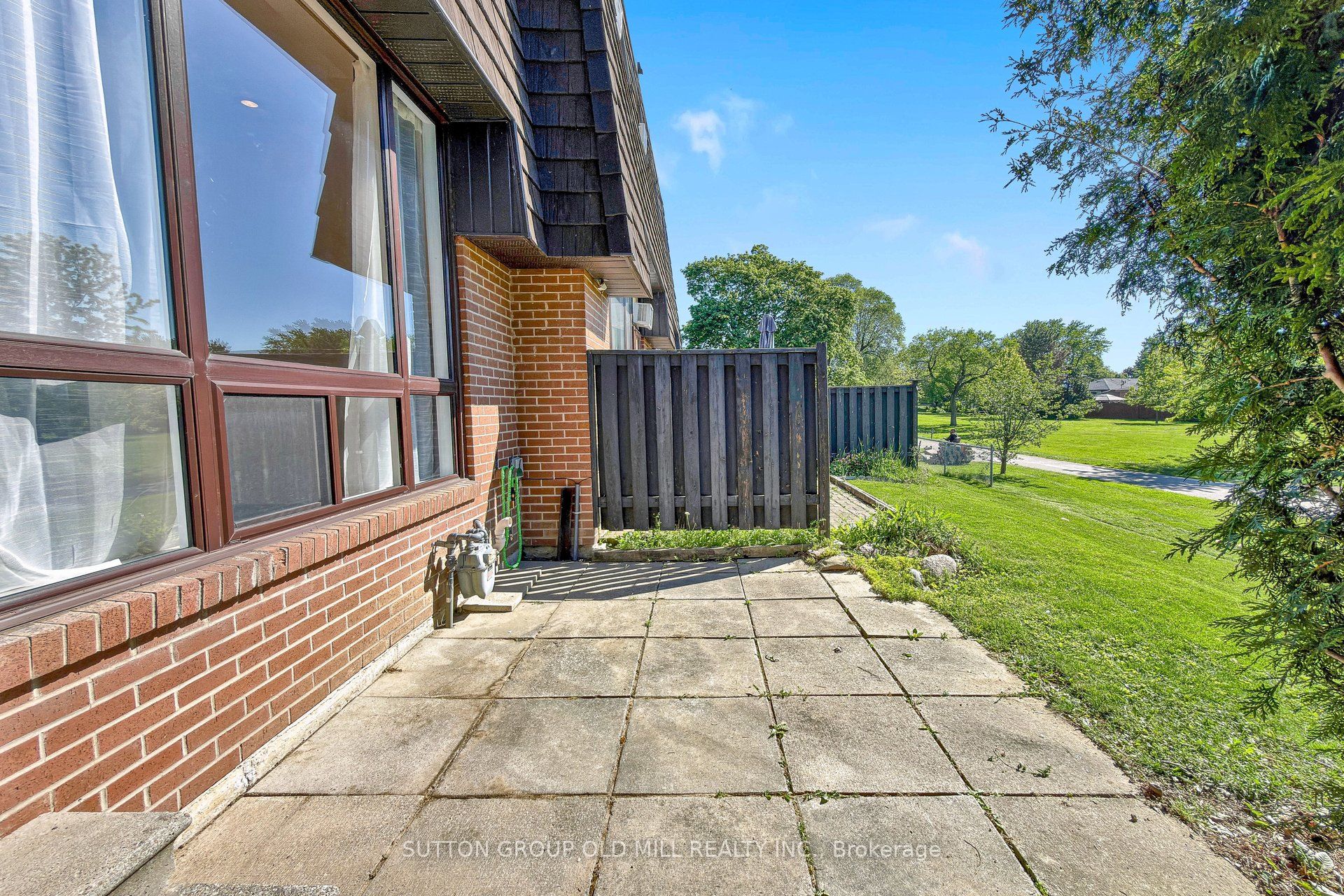 96 Darras Court Property Photo 41