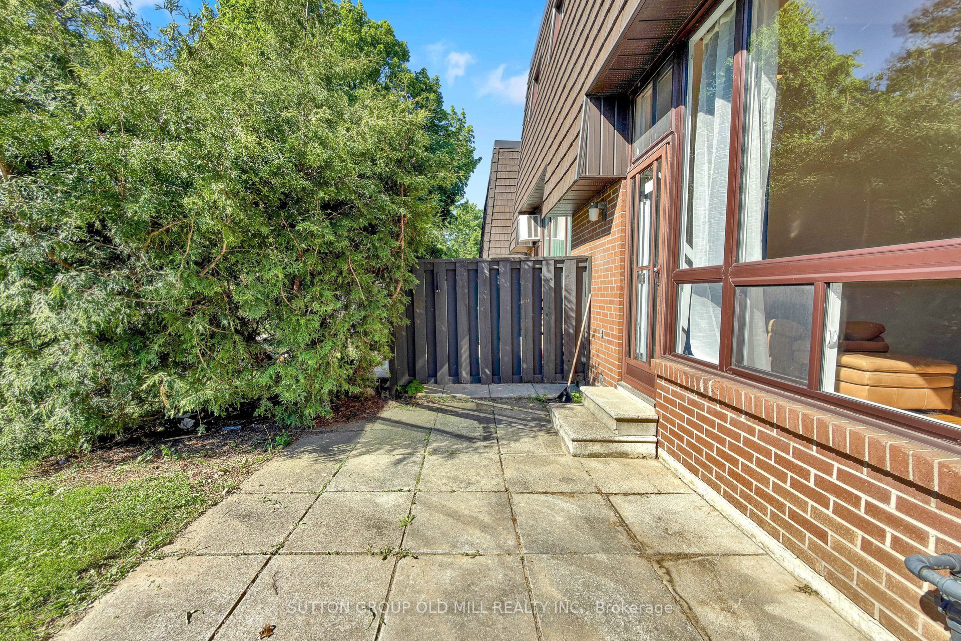 96 Darras Court Property Photo 42