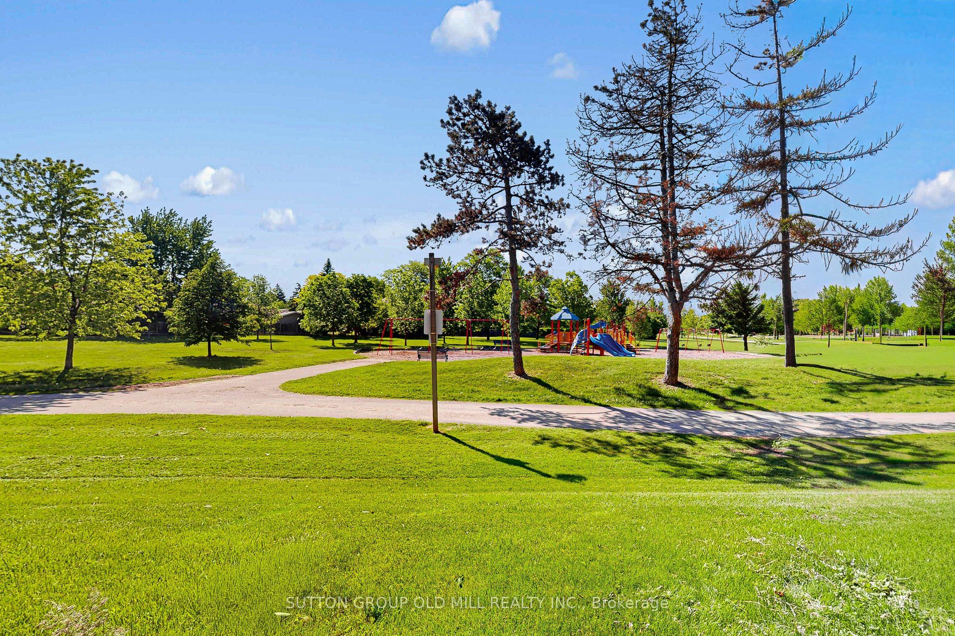 96 Darras Court Property Photo 44