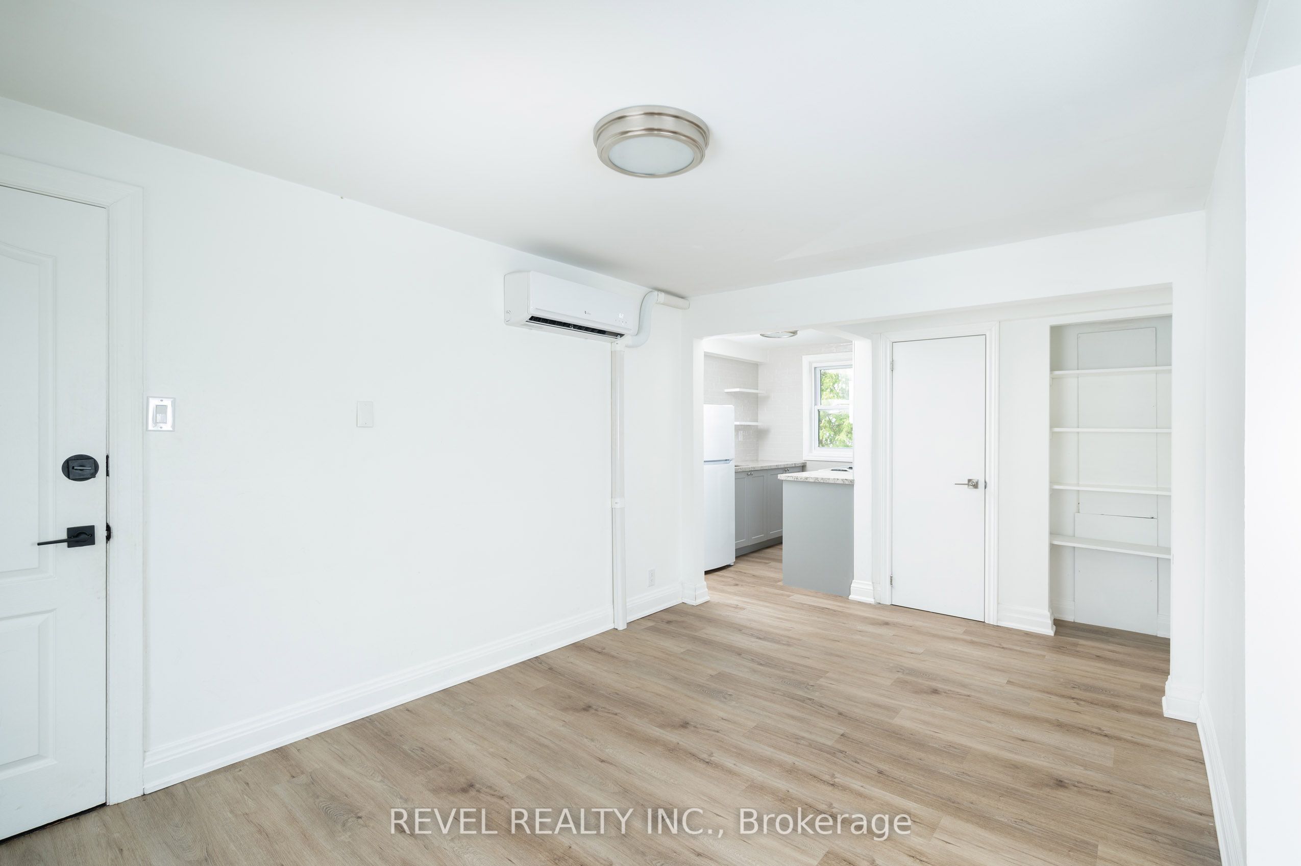 1182 Linbrook Road Property Photo 8