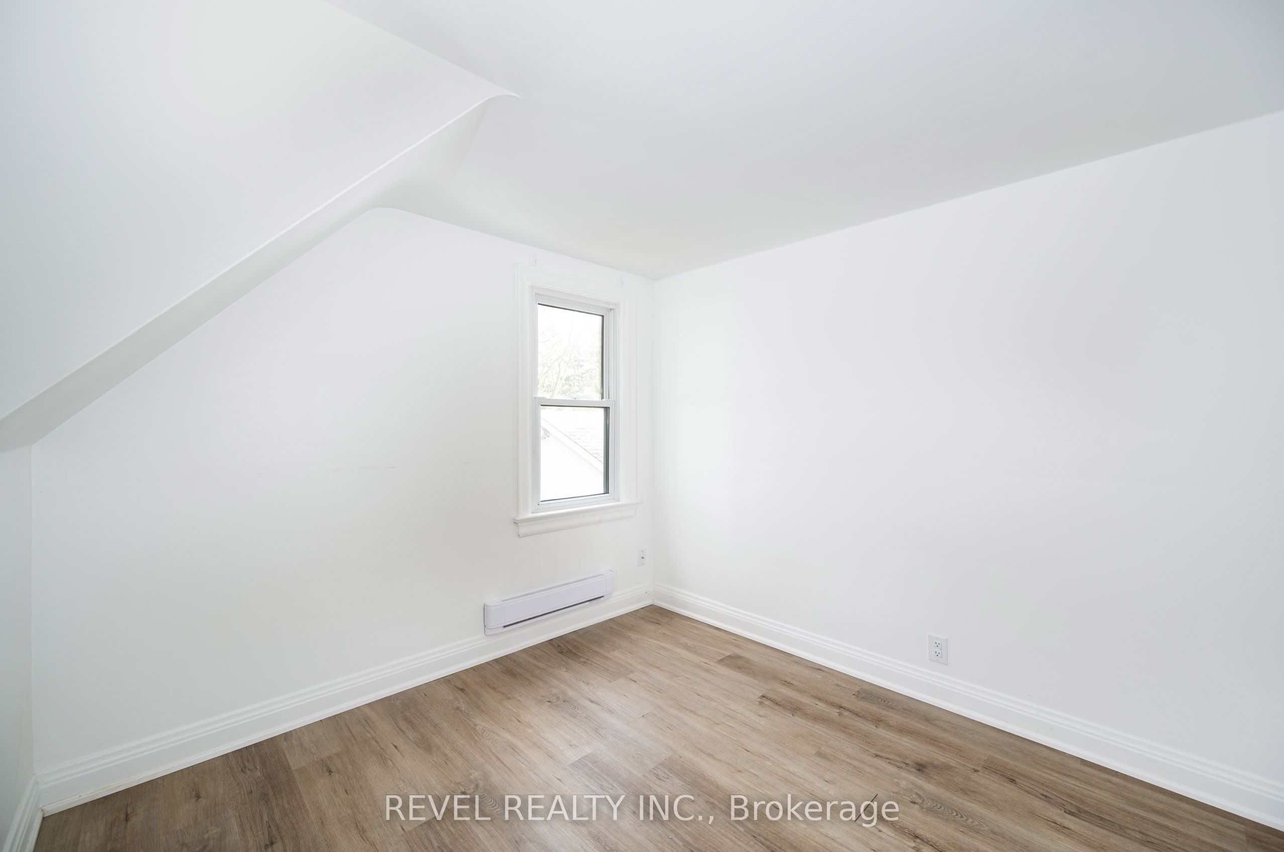 1182 Linbrook Road Property Photo 14