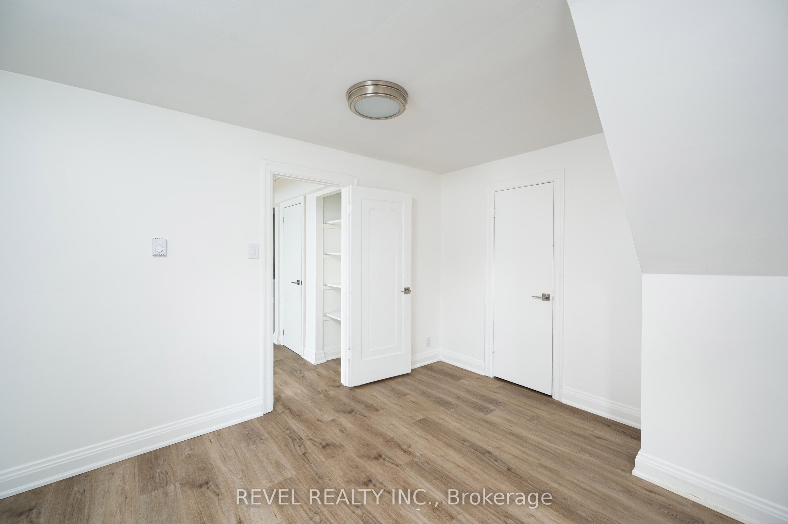 1182 Linbrook Road Property Photo 15